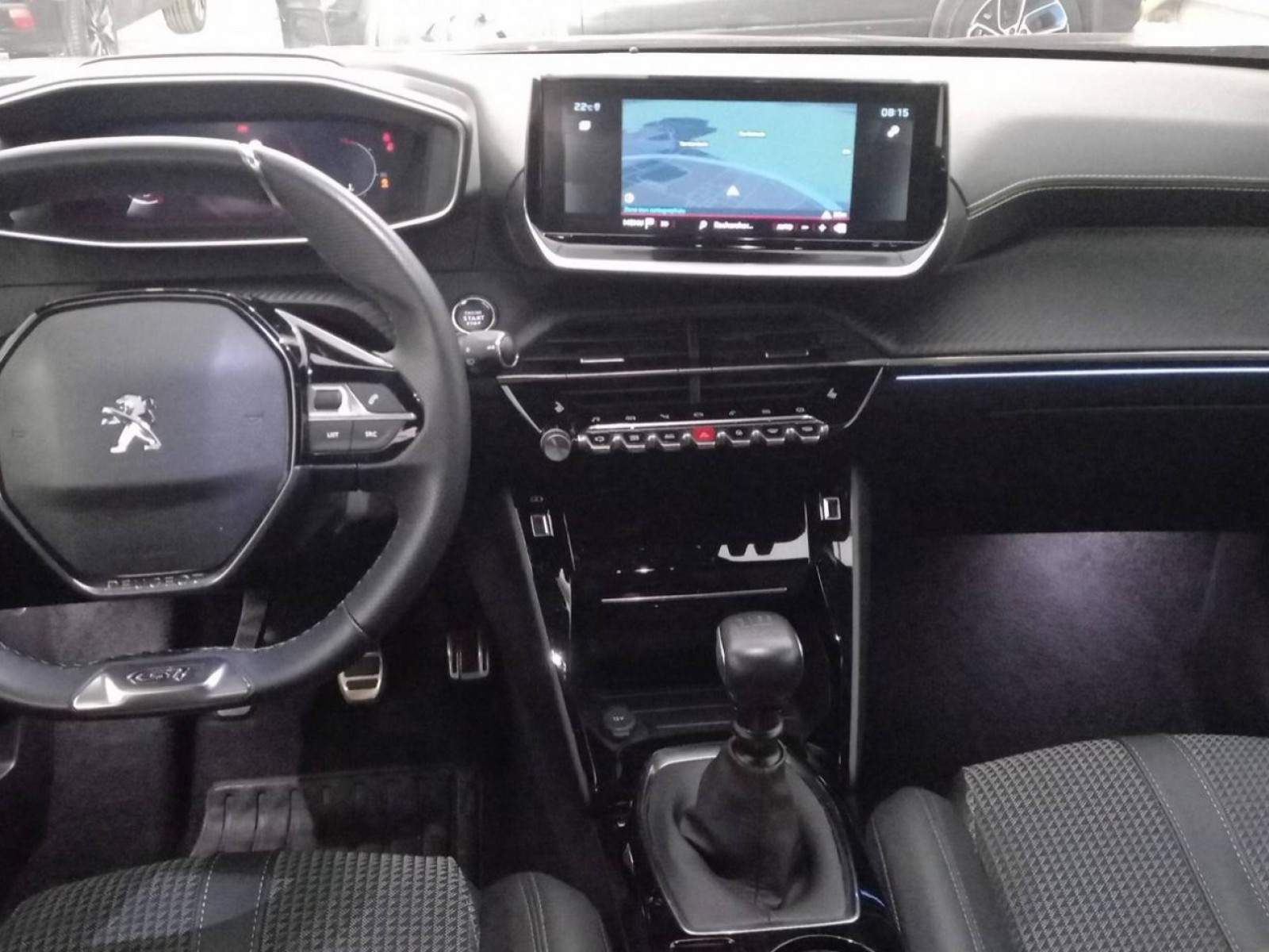 PEUGEOT - 2008 - #200658 - 28