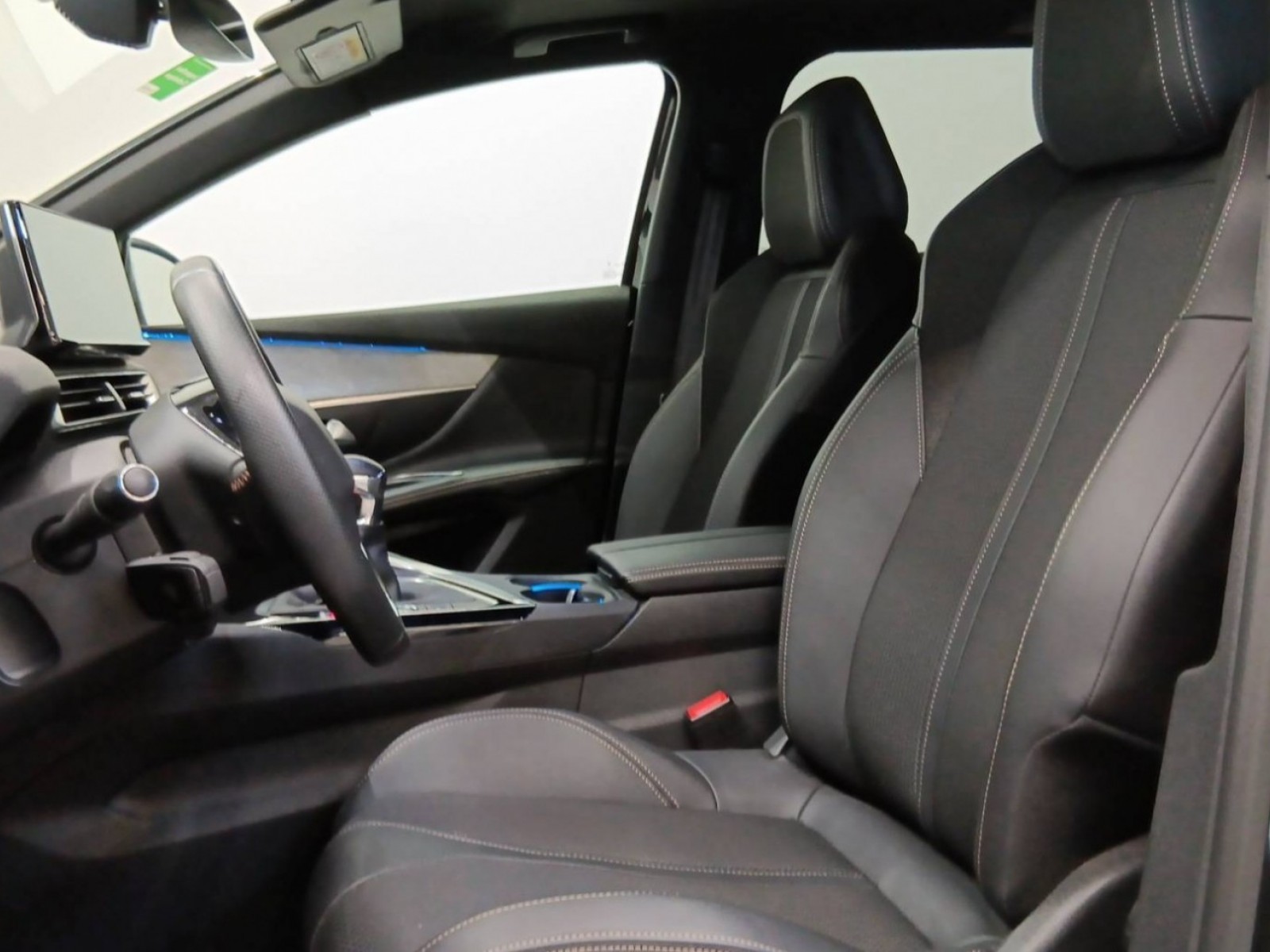 PEUGEOT - 5008 - #201248 - 32