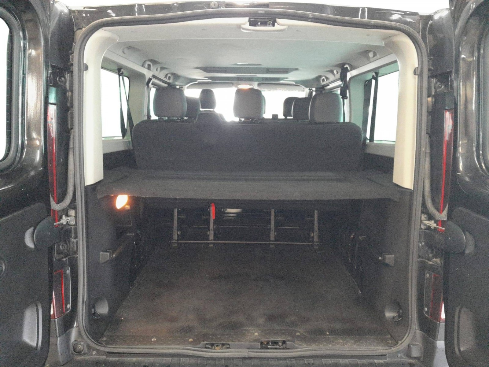 RENAULT - TRAFIC COMBI - #217793 - 11