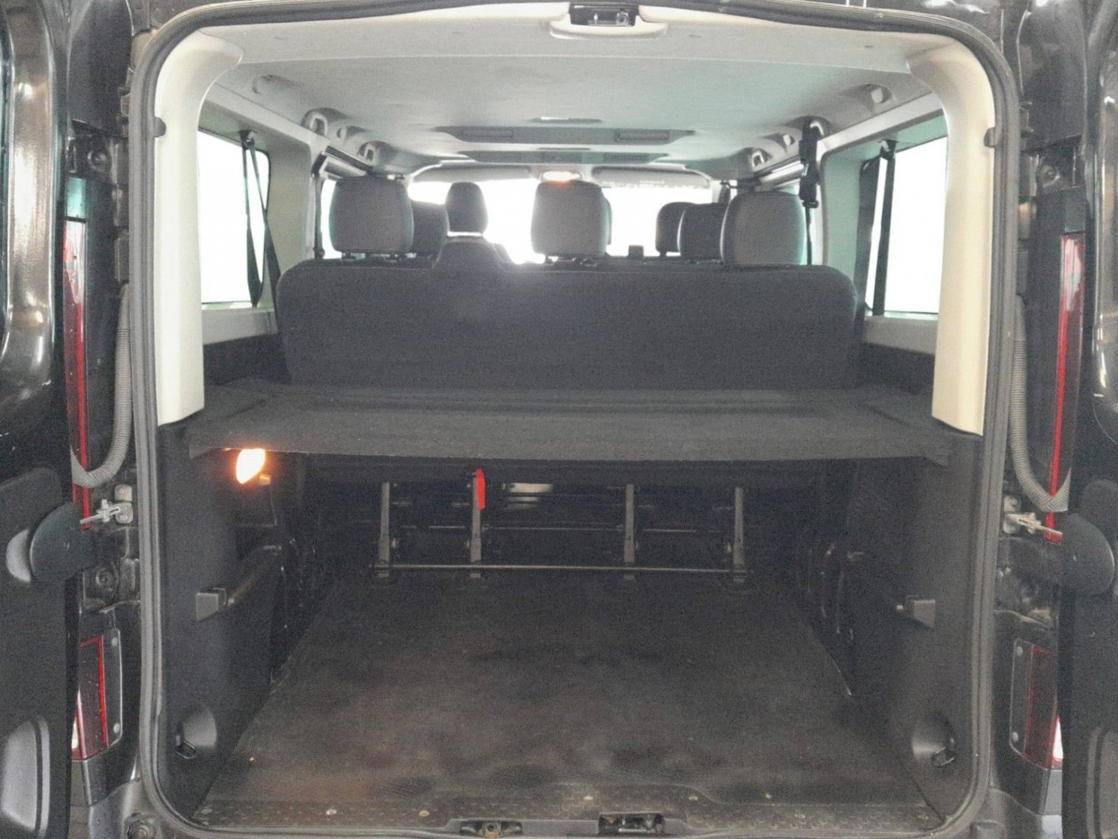 RENAULT - TRAFIC COMBI - #217793 - 27