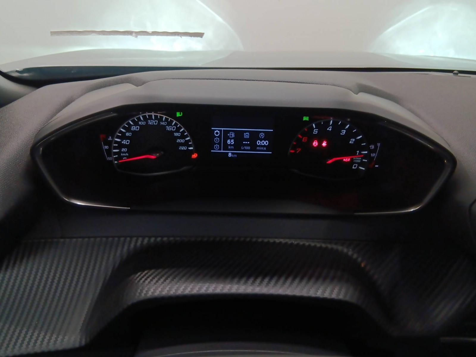 PEUGEOT - 2008 - #200331 - 4