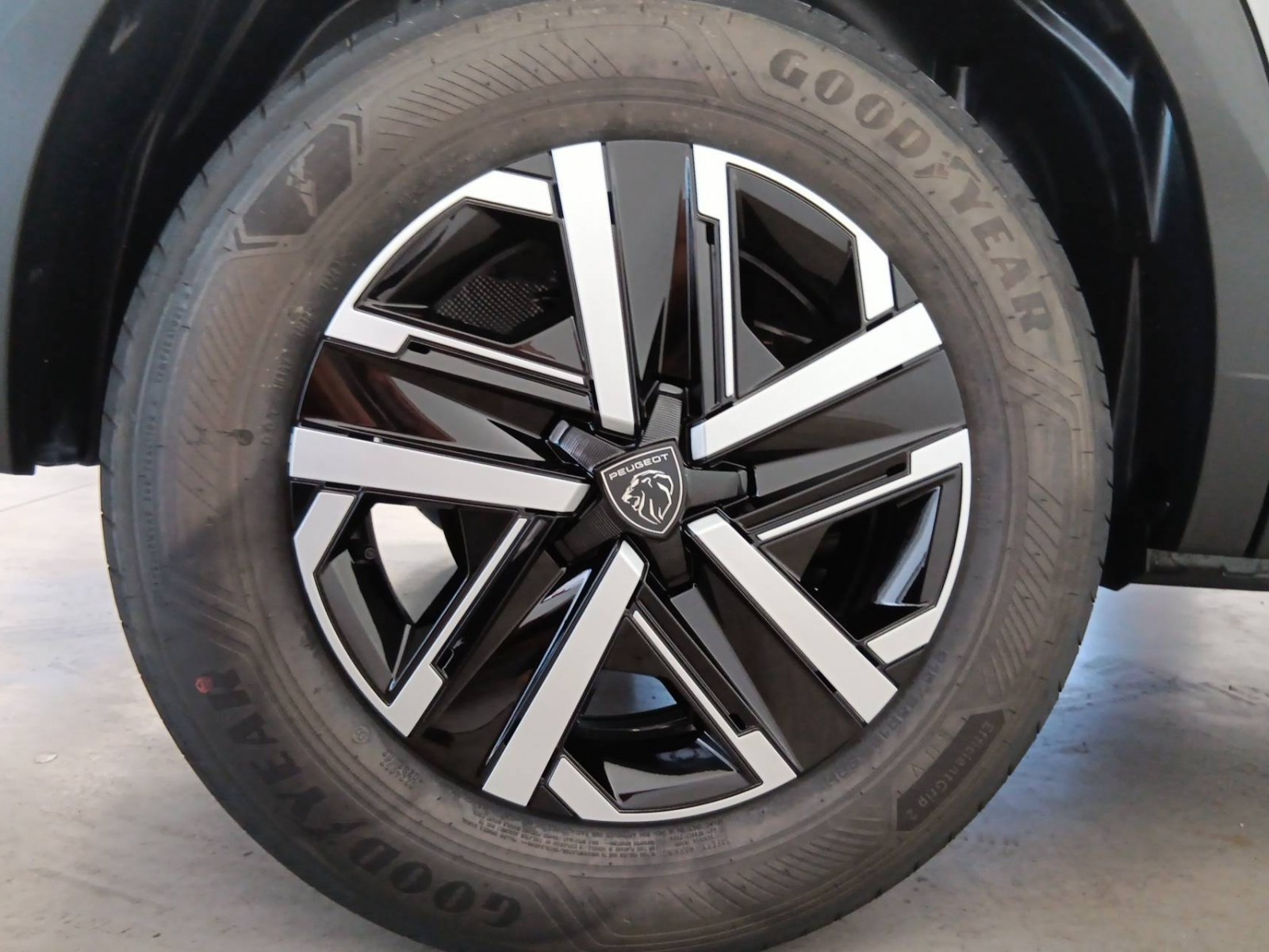 PEUGEOT - 2008 - #200331 - 8