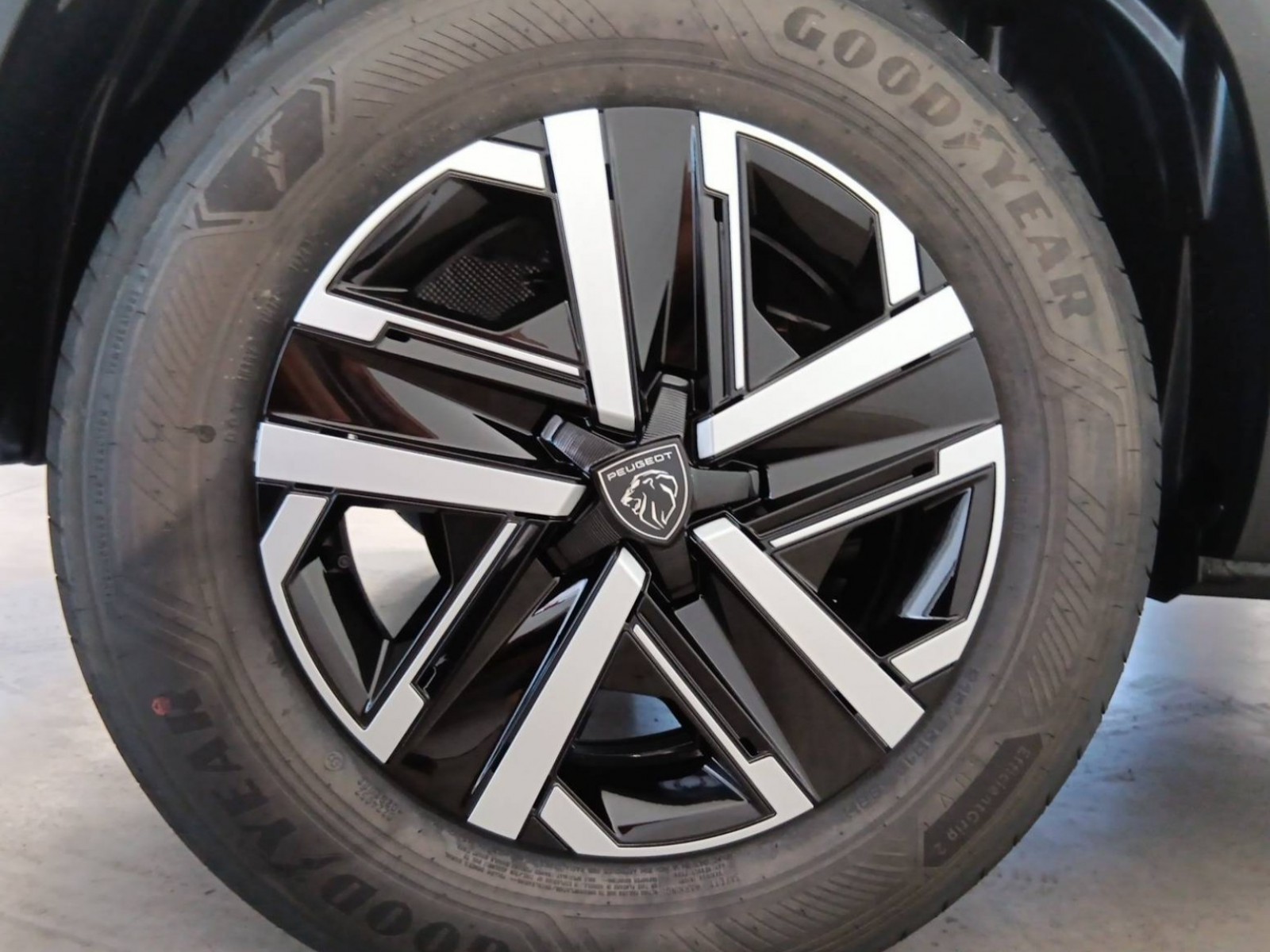PEUGEOT - 2008 - #200334 - 8