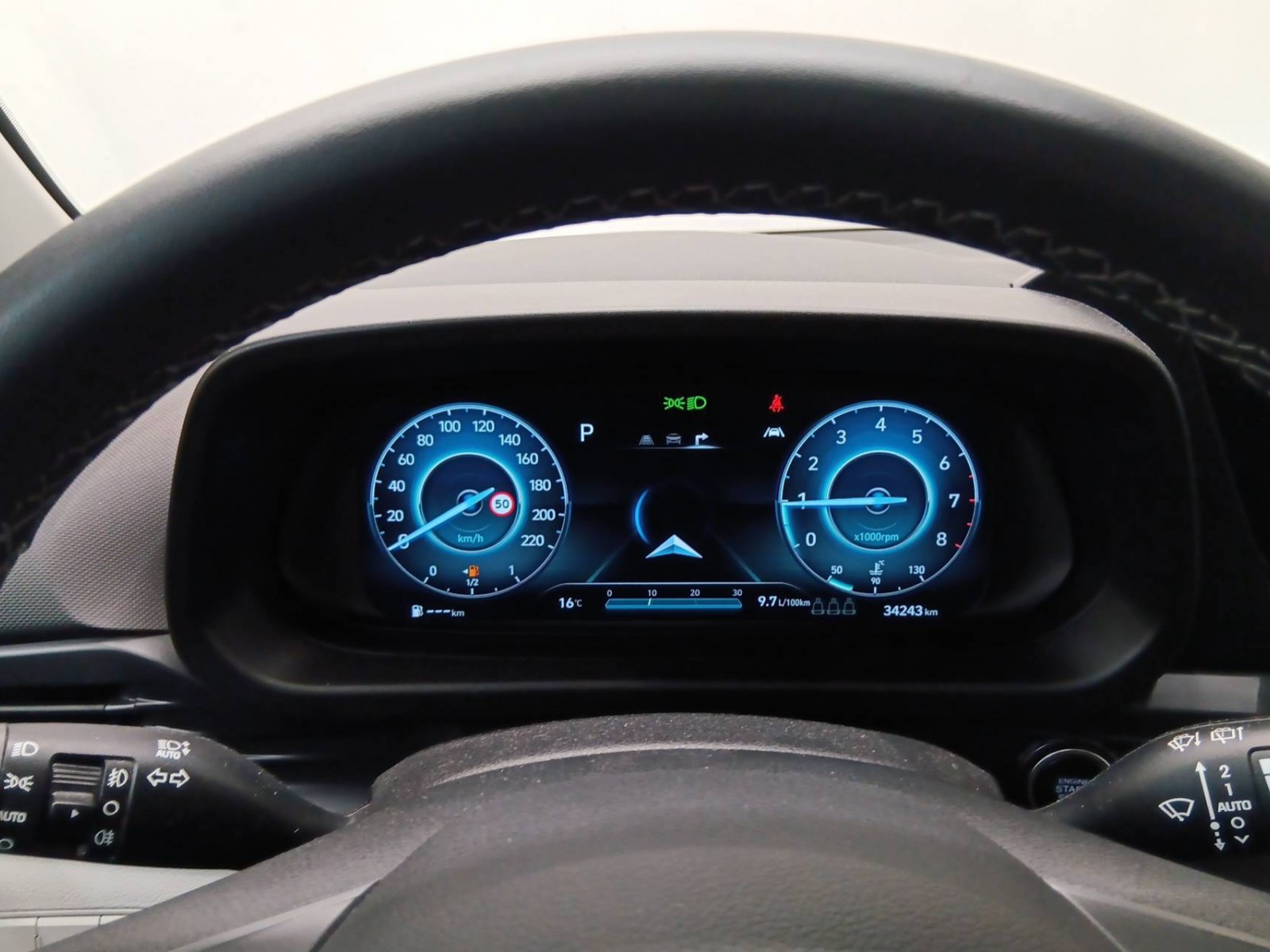 HYUNDAI - i20 - #518625 - 12