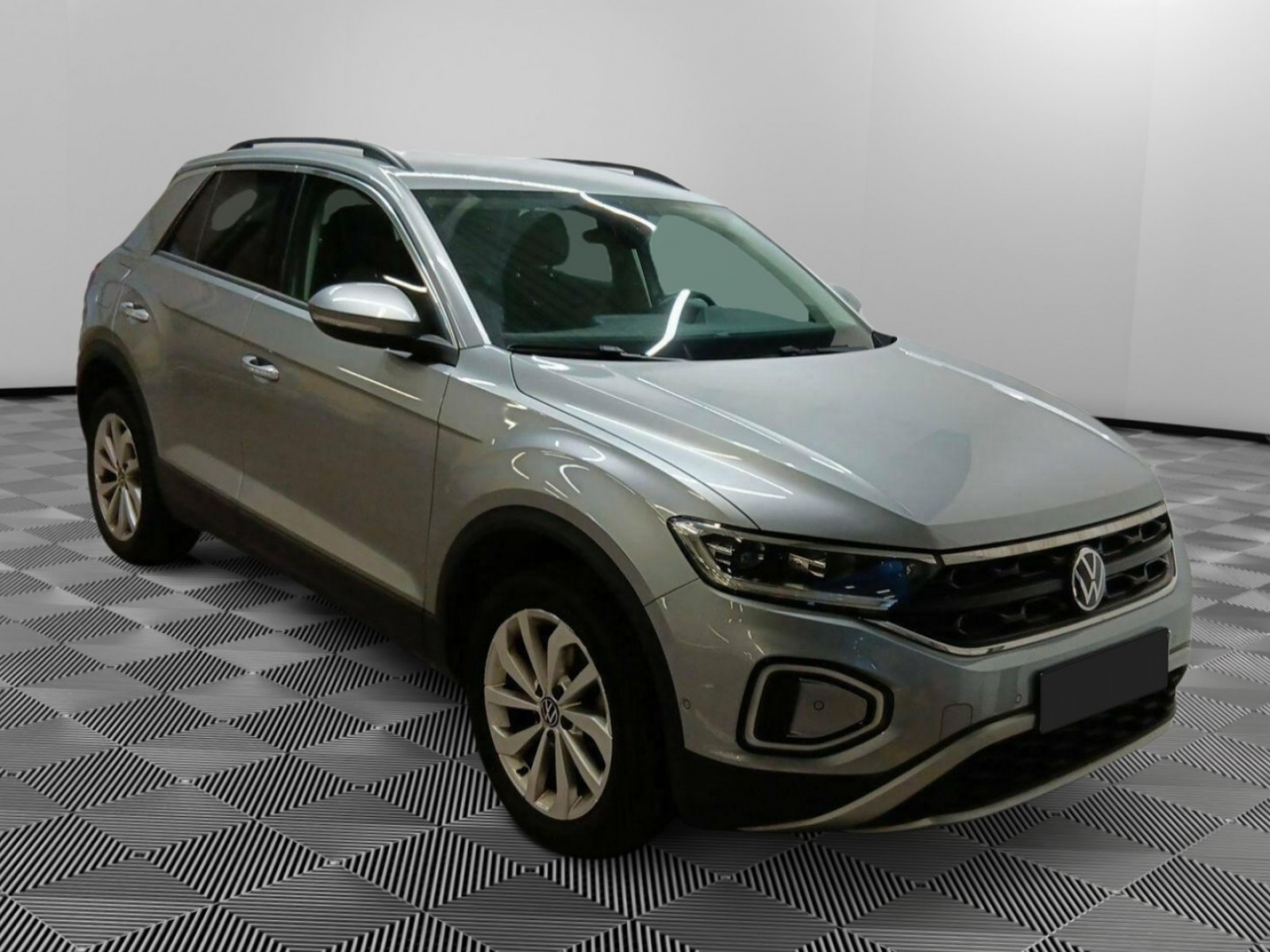 VOLKSWAGEN - T-ROC - #533124 - 18