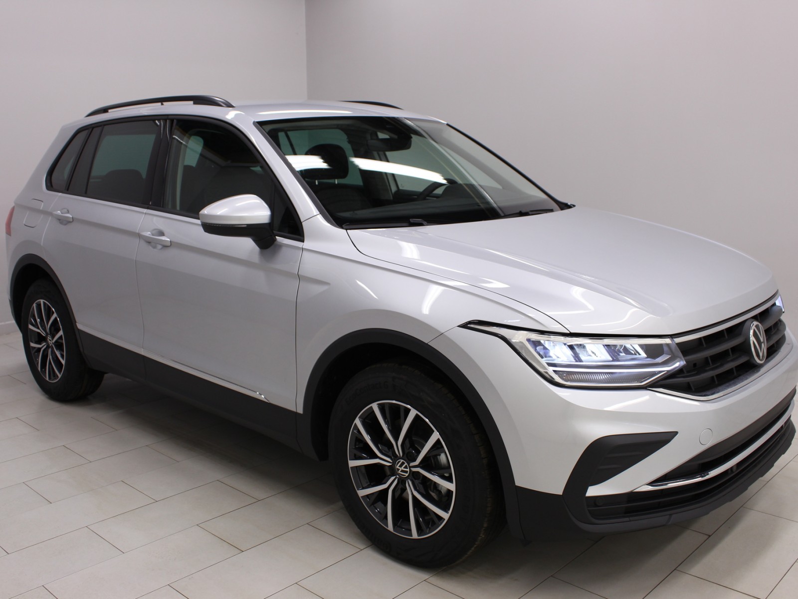 VOLKSWAGEN - TIGUAN NOUVEAU - #162215 - 0