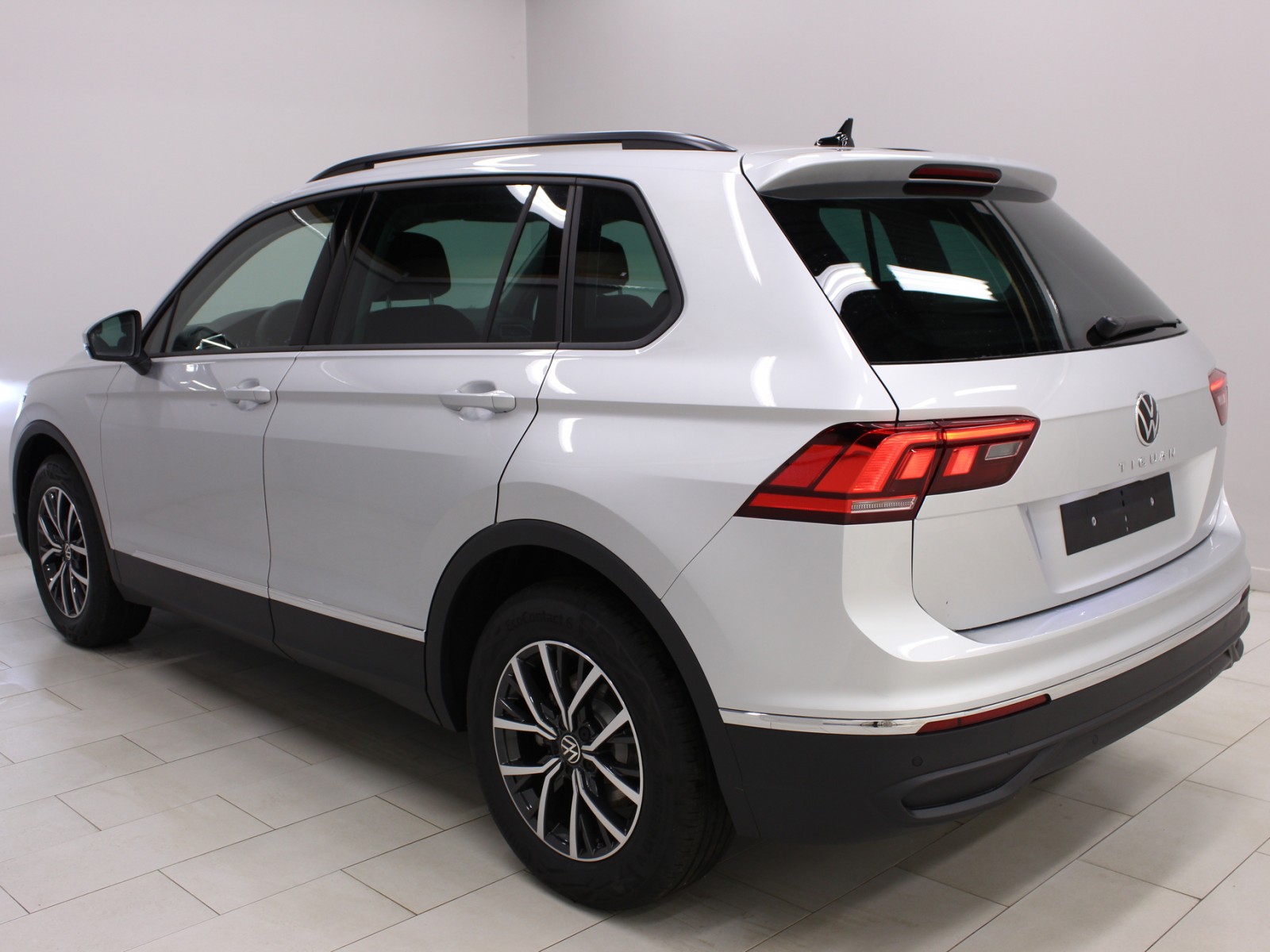VOLKSWAGEN - TIGUAN NOUVEAU - #162215 - 1