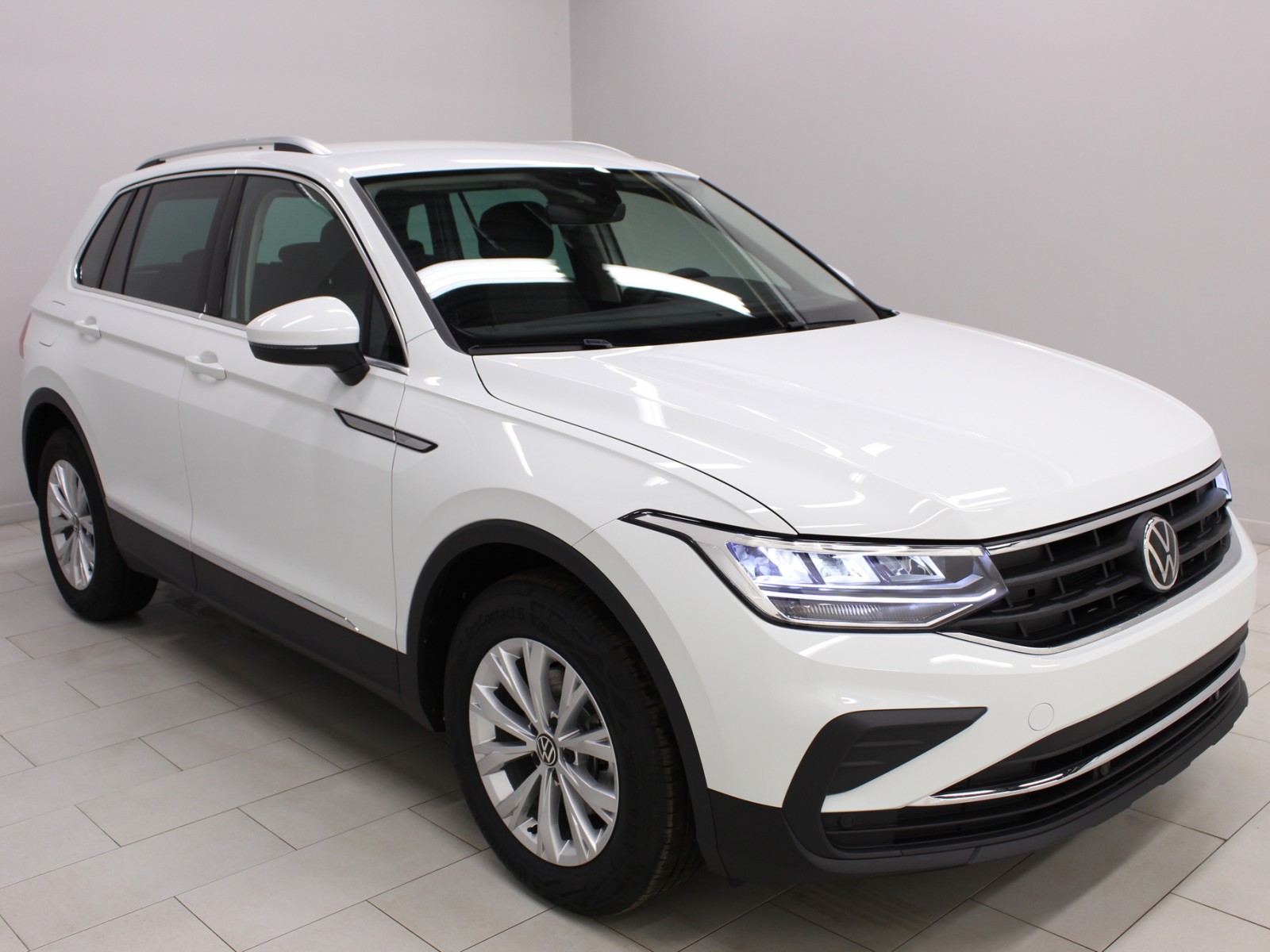 VOLKSWAGEN - TIGUAN NOUVEAU - #162213 - 0
