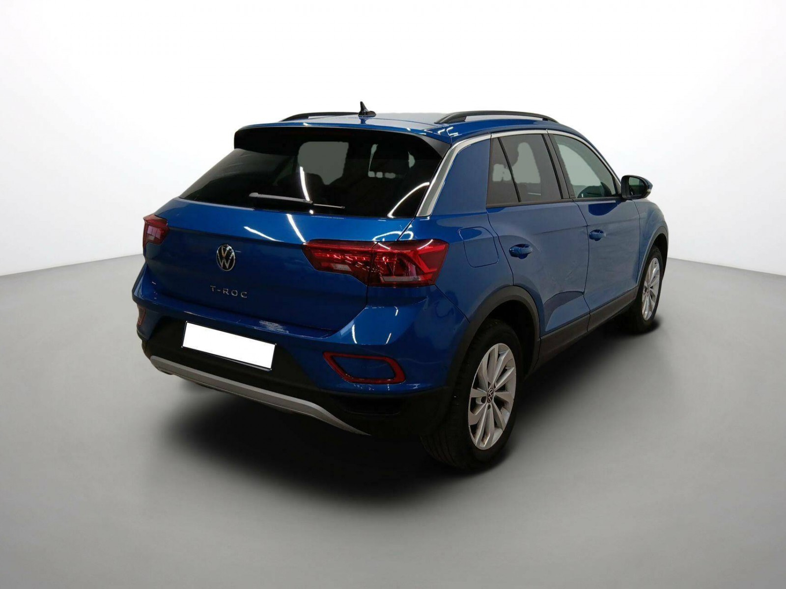 VOLKSWAGEN - T-ROC - #533131 - 3