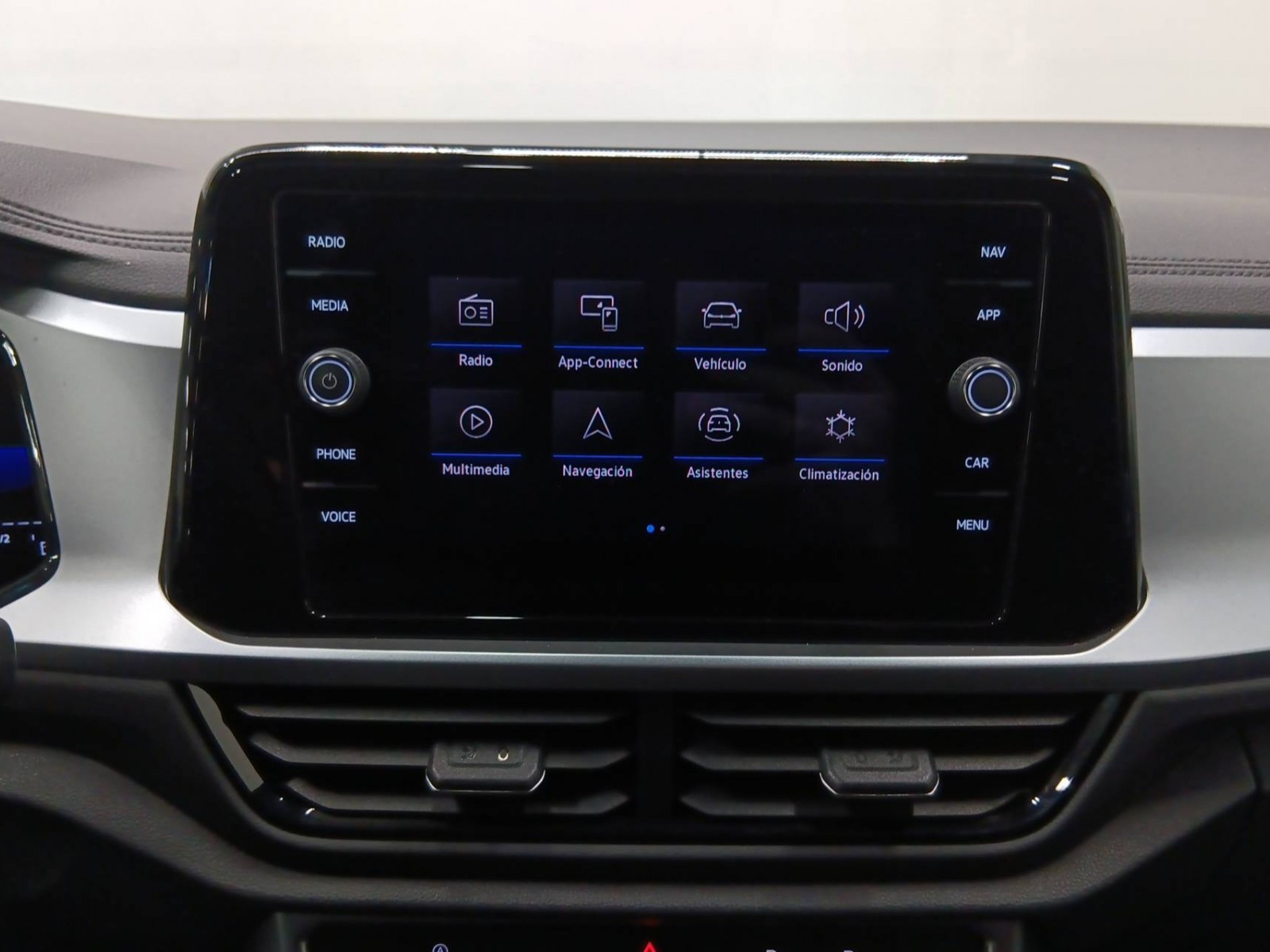 VOLKSWAGEN - T-ROC - #533135 - 11