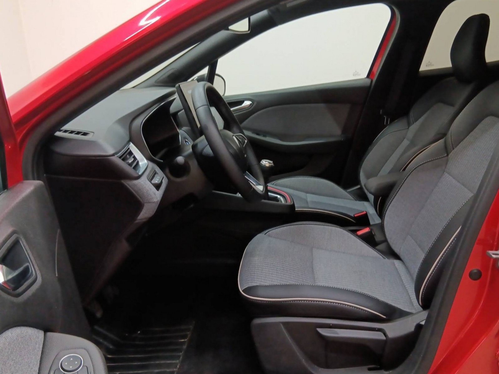 RENAULT - CLIO V - #566560 - 7
