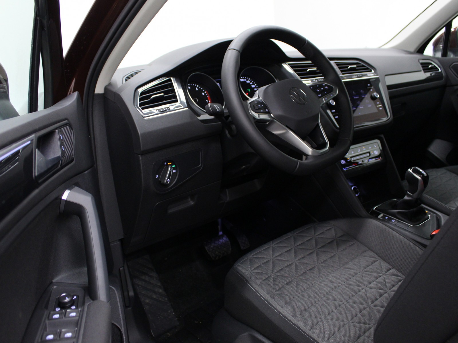 VOLKSWAGEN - TIGUAN NOUVEAU - #162221 - 3