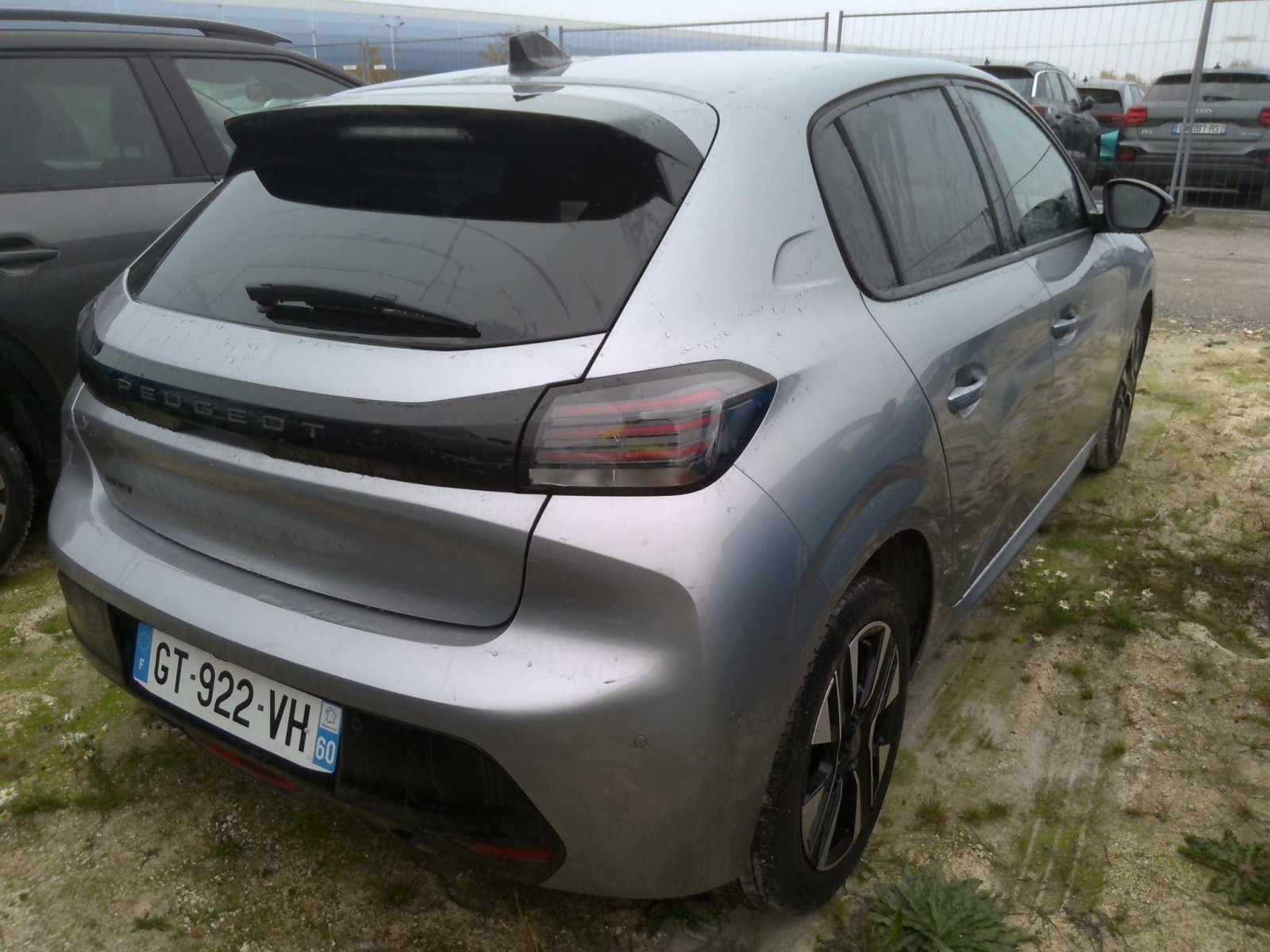 PEUGEOT - 208 - #568285 - 2