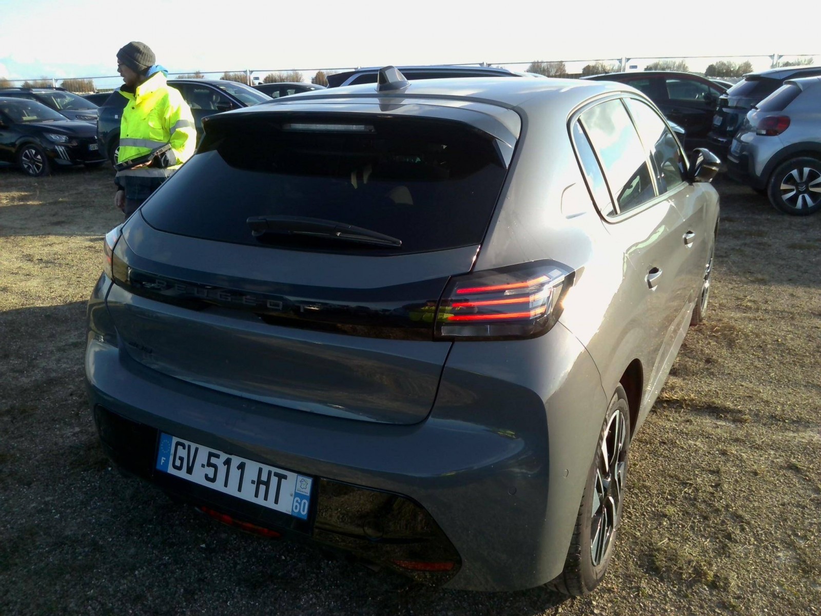 PEUGEOT - 208 - #568359 - 2