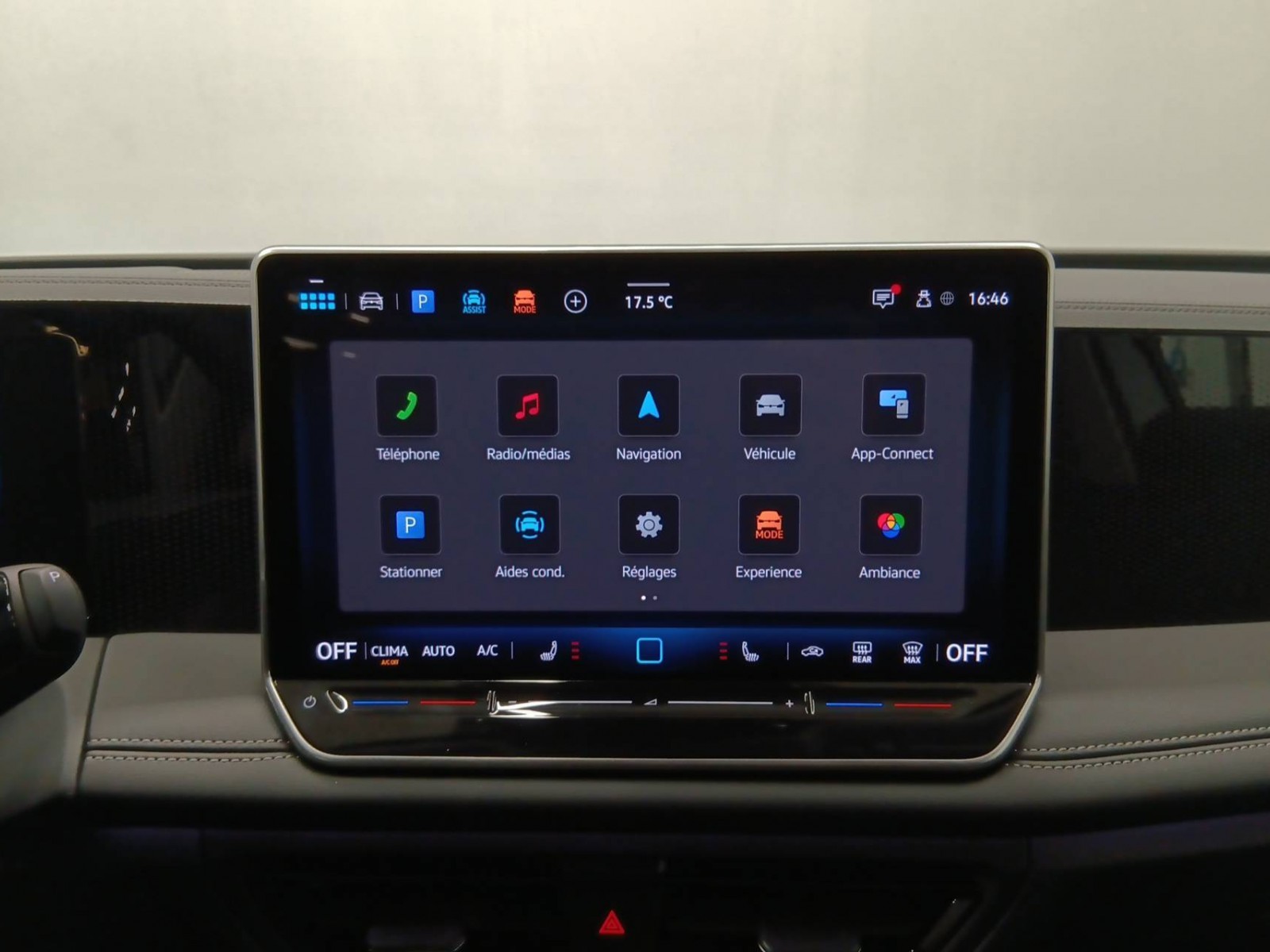 VOLKSWAGEN - TIGUAN - #541713 - 11