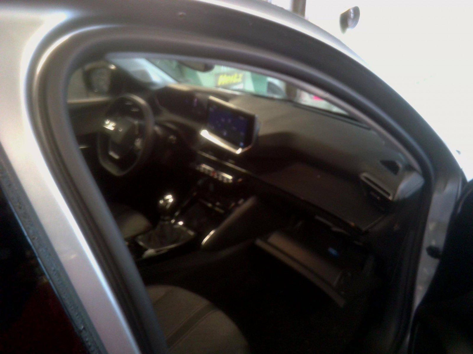 PEUGEOT - 208 - #568366 - 1