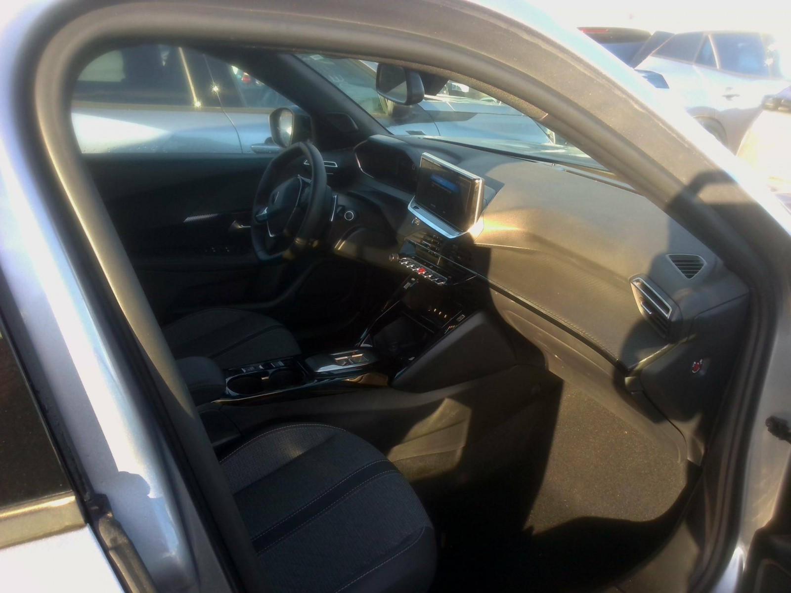 PEUGEOT - 2008 - #568259 - 1