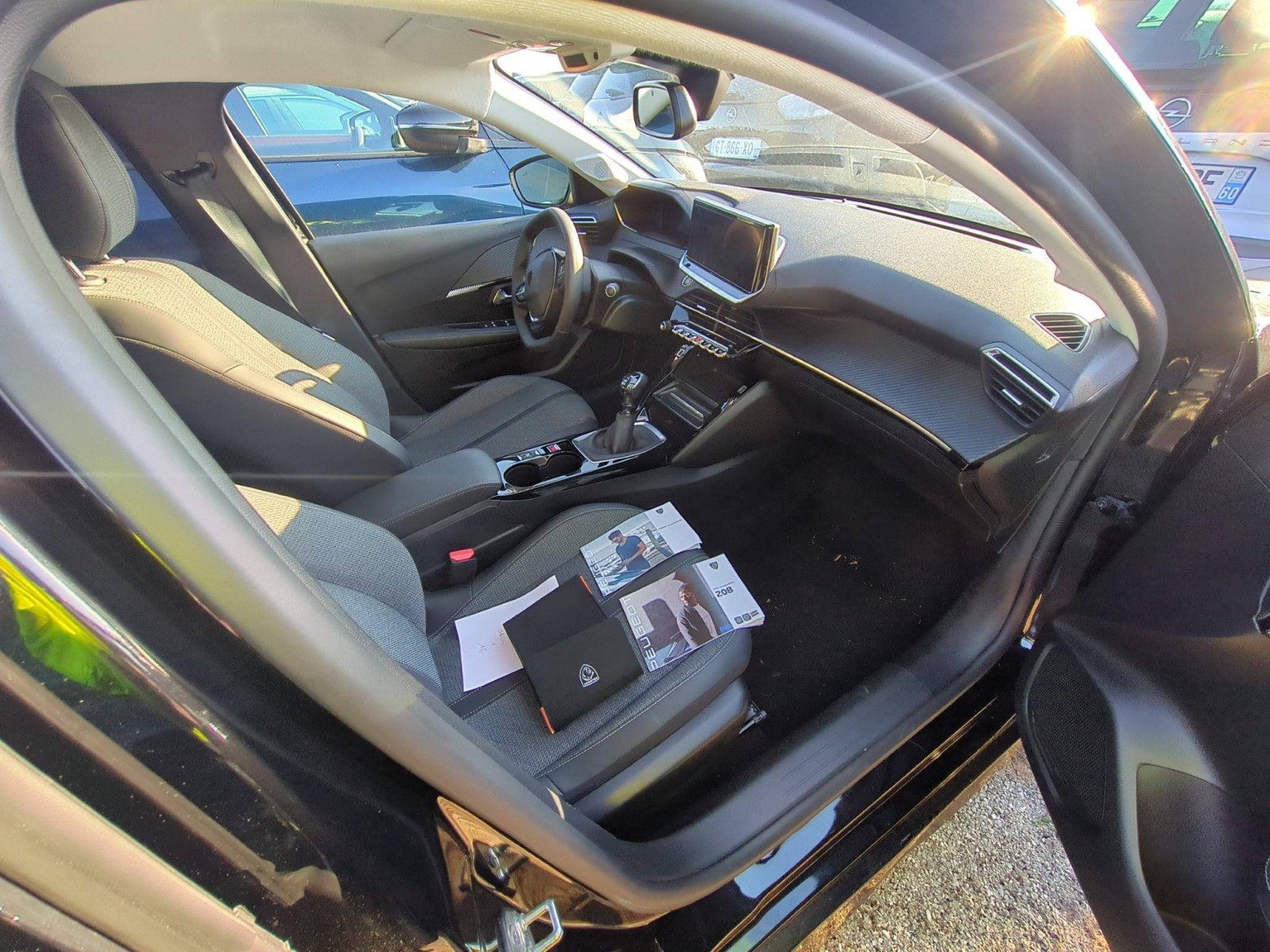 PEUGEOT - 208 - #568362 - 1