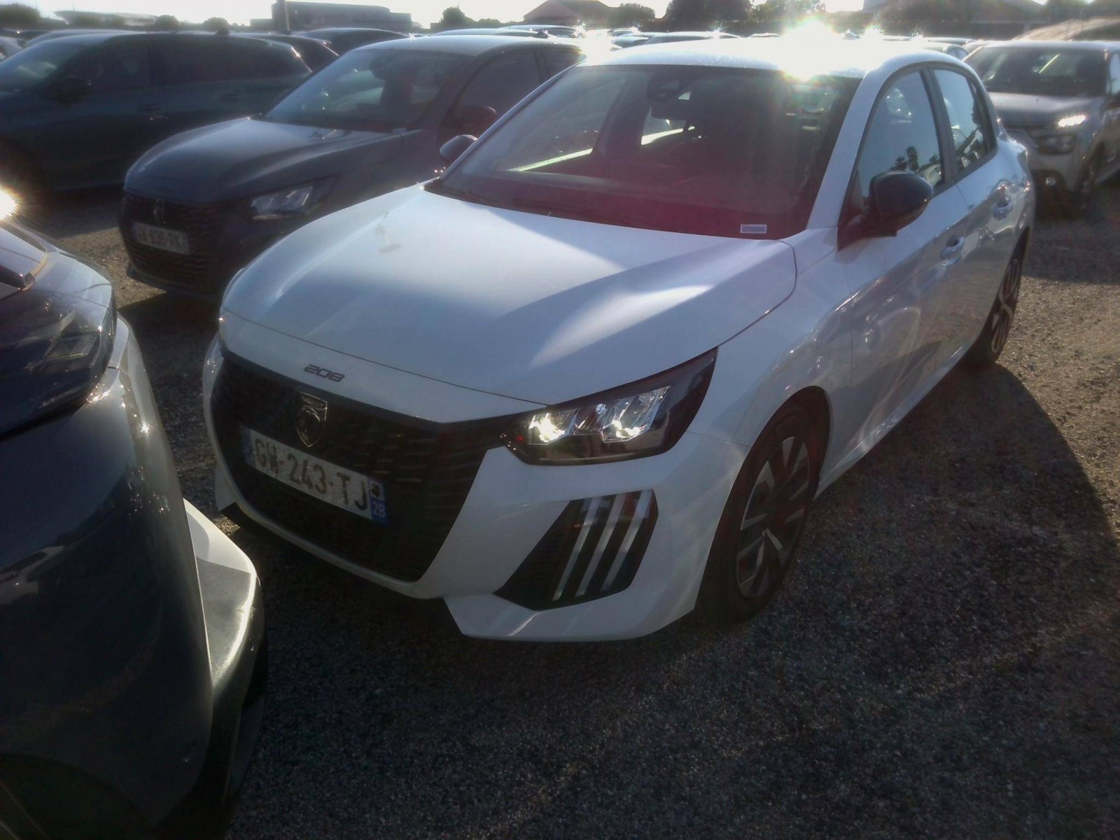 PEUGEOT - 208 - #568267 - 0