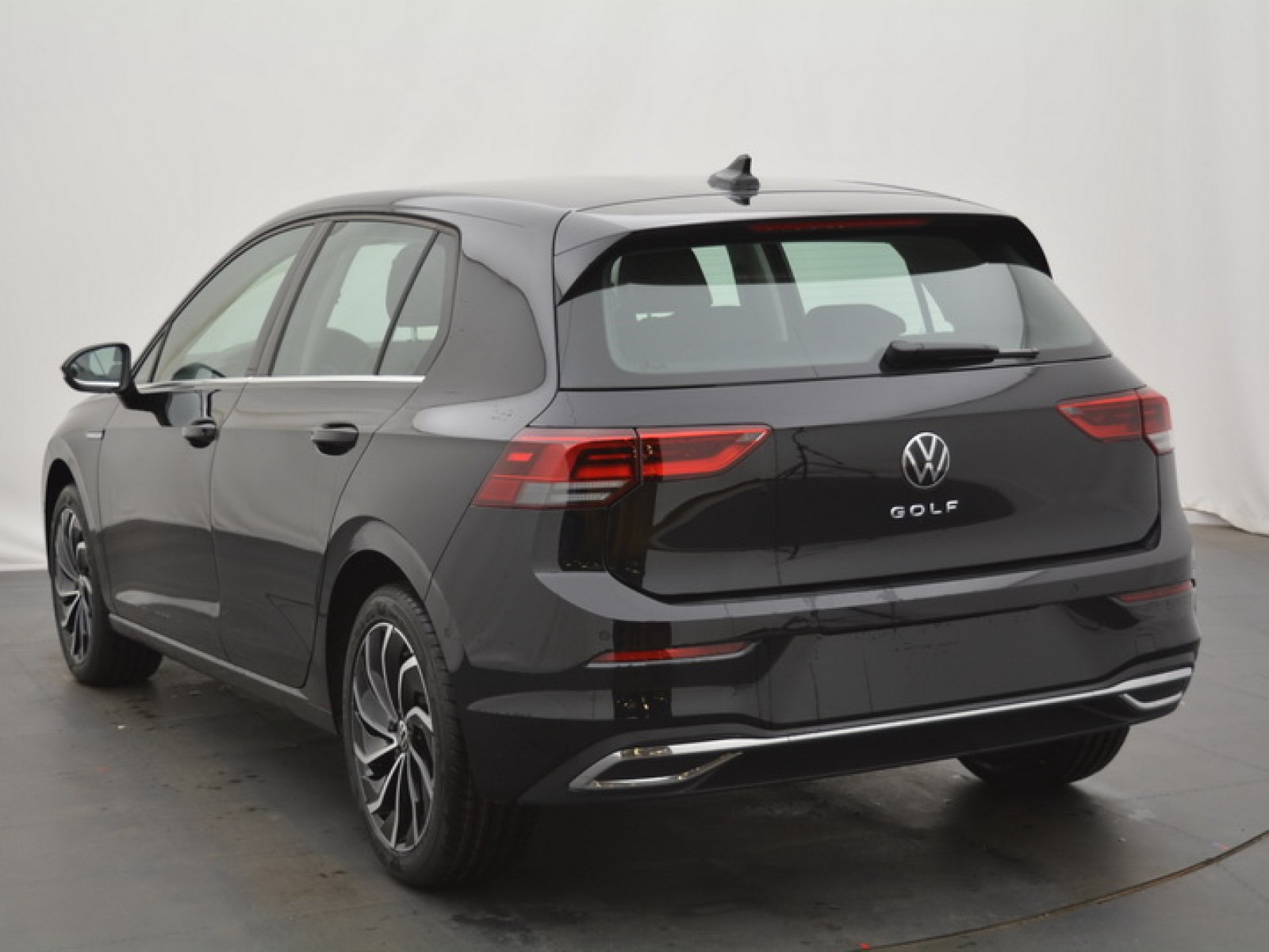 VOLKSWAGEN - GOLF - #163483 - 1