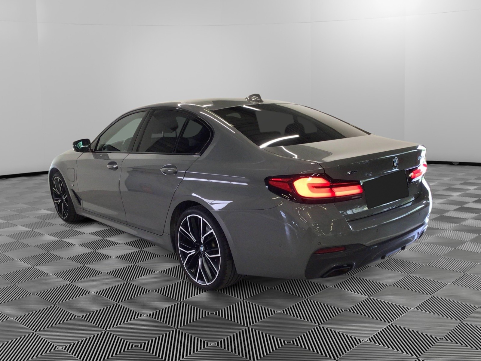BMW - SERIE 5 G30 LCI - #185725 - 2