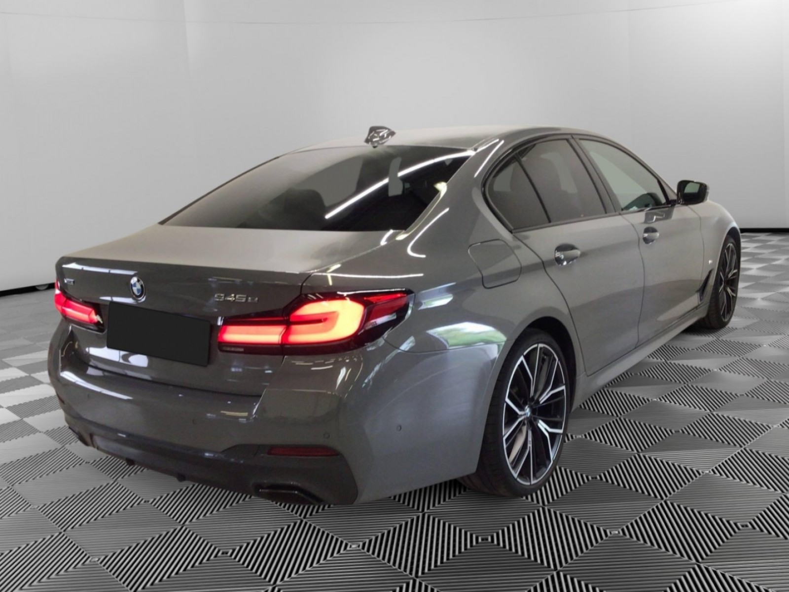 BMW - SERIE 5 G30 LCI - #185725 - 23