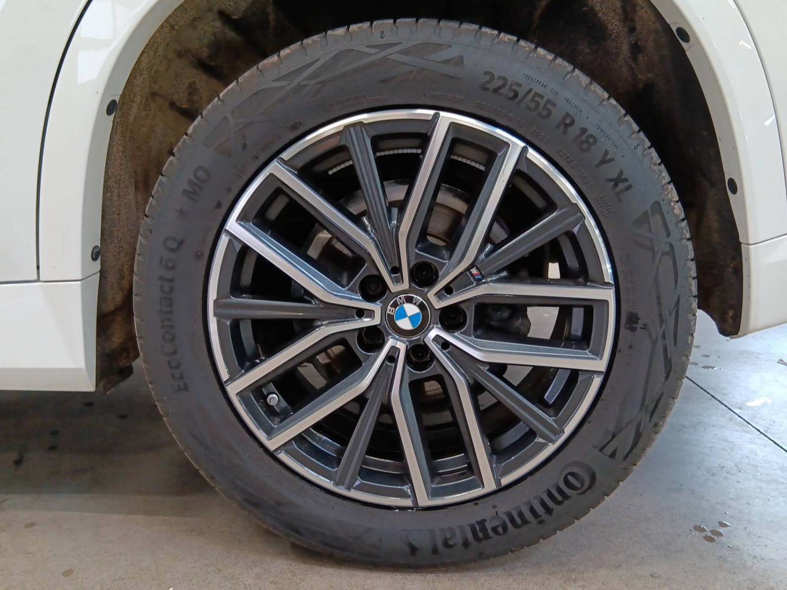 BMW - X1 U11 - #513702 - 11