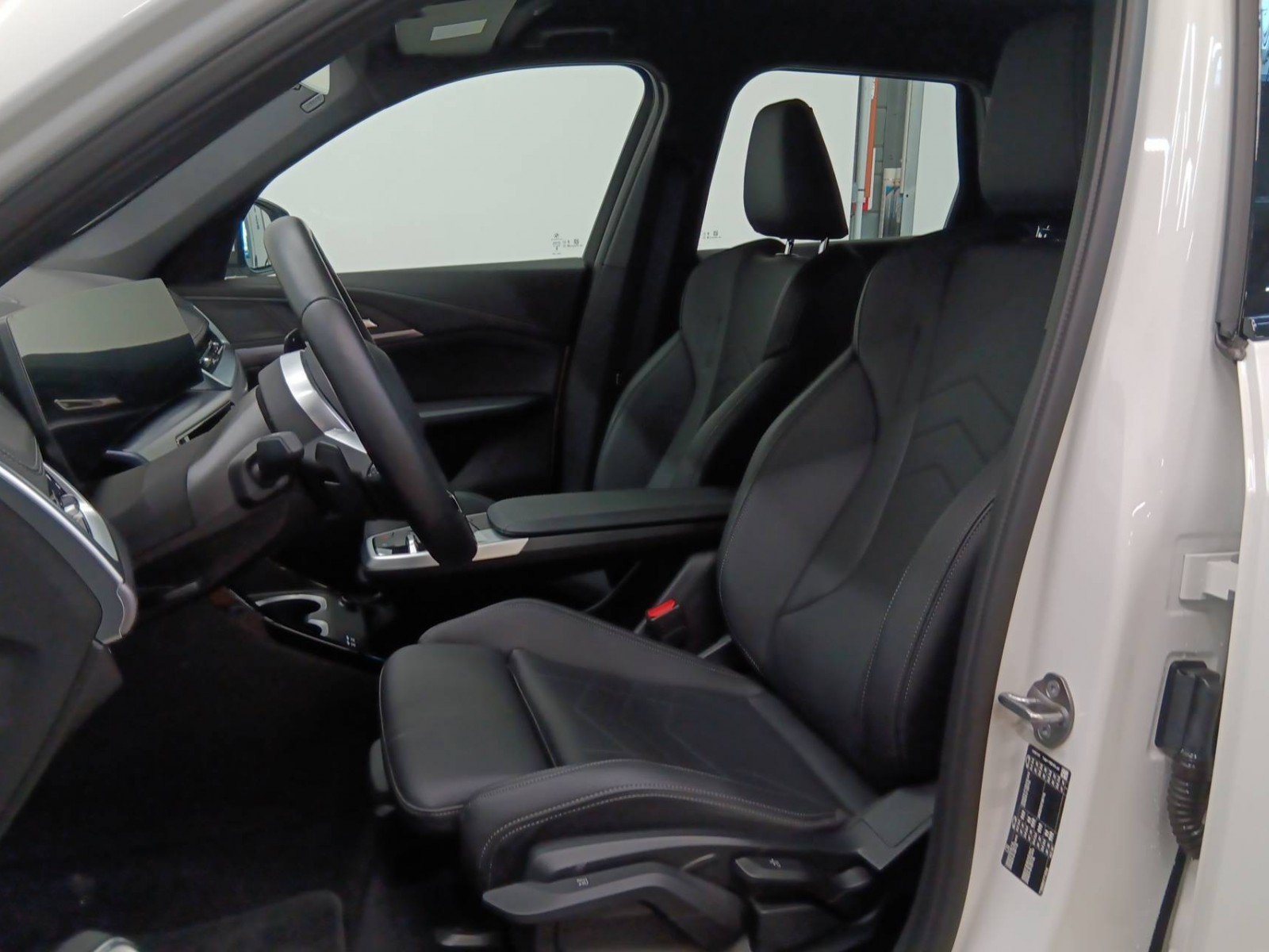 BMW - X1 U11 - #513702 - 13