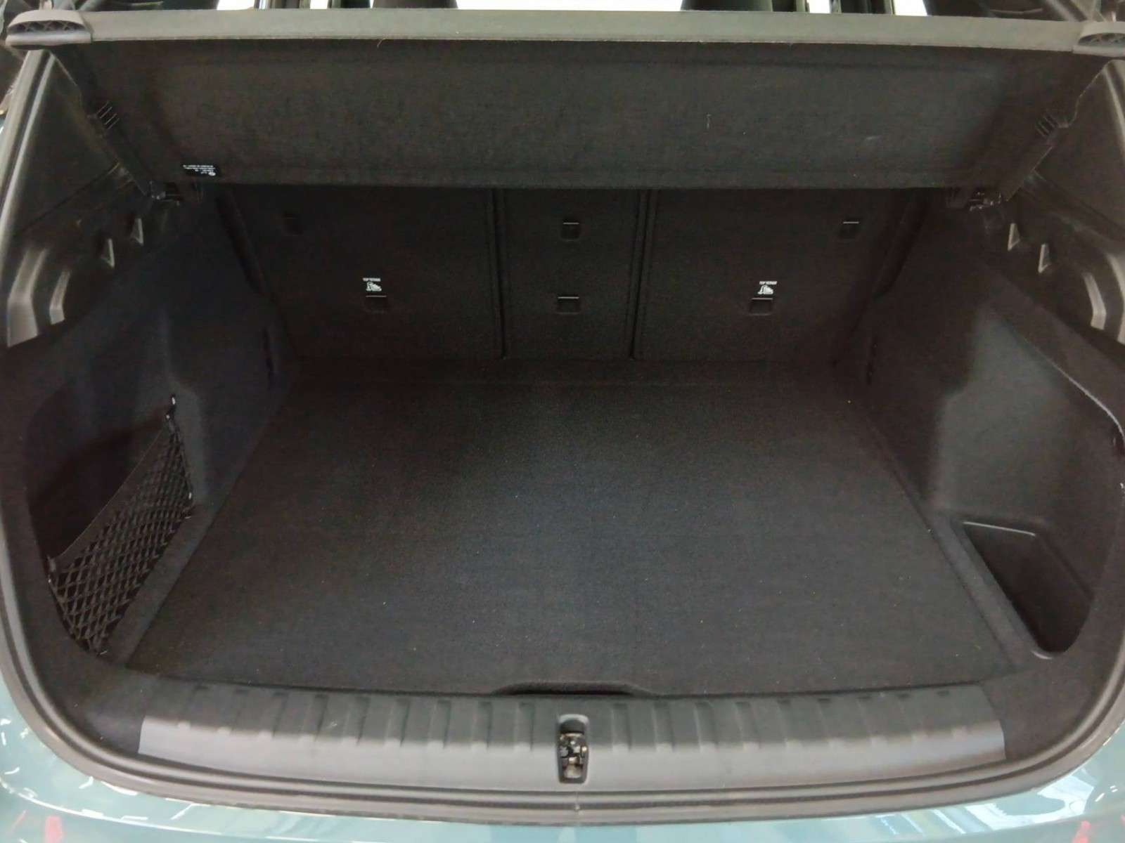 BMW - X1 U11 - #422904 - 12
