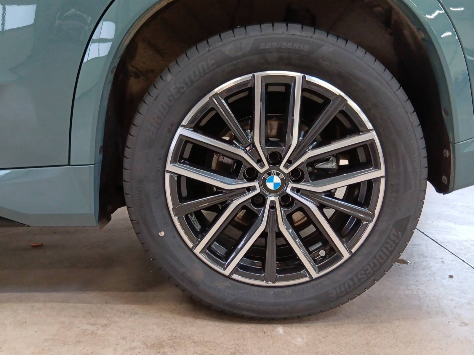 BMW - X1 U11 - #422904 - 6