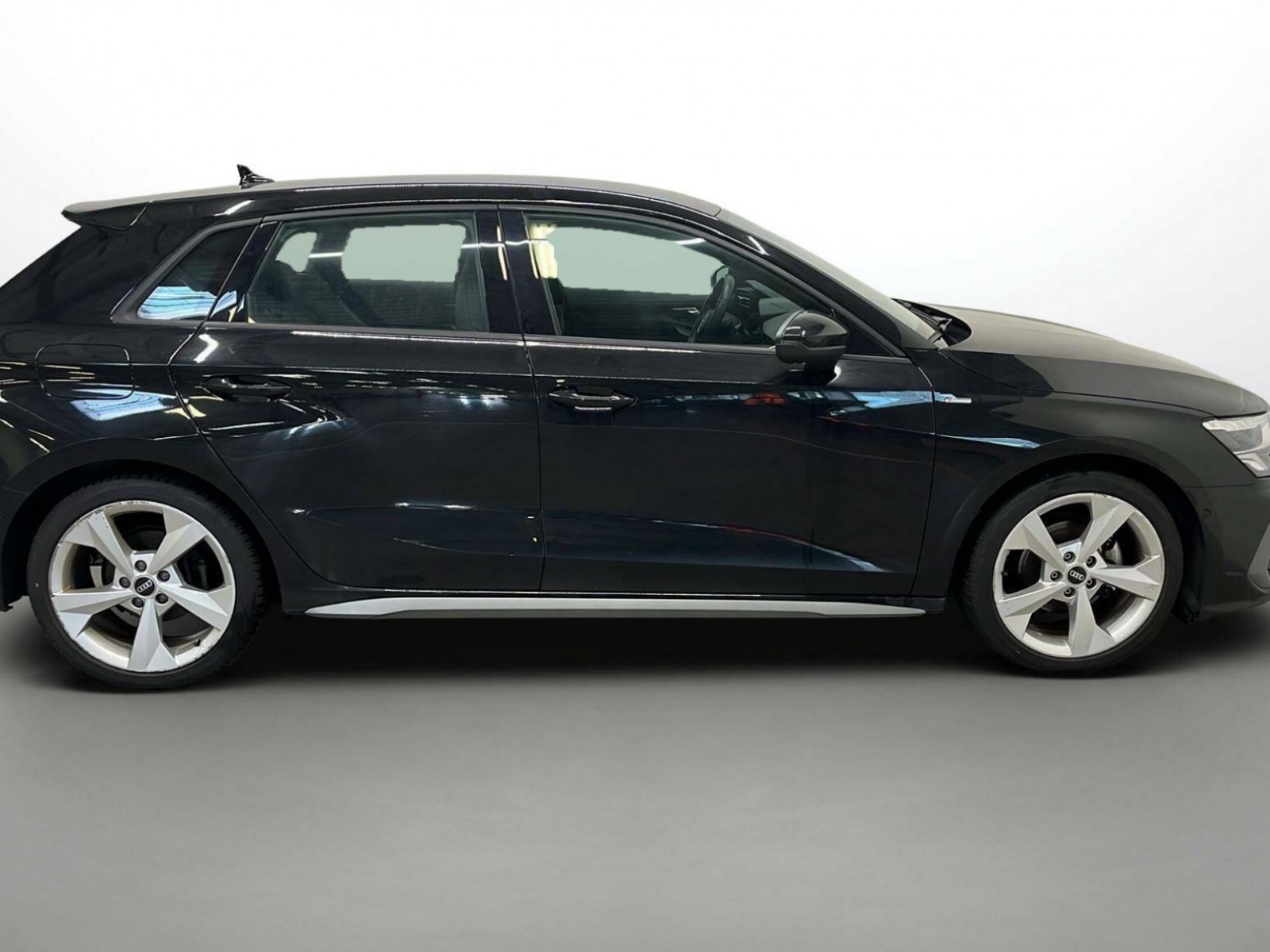 AUDI - A3 SPORTBACK - #412202 - 25