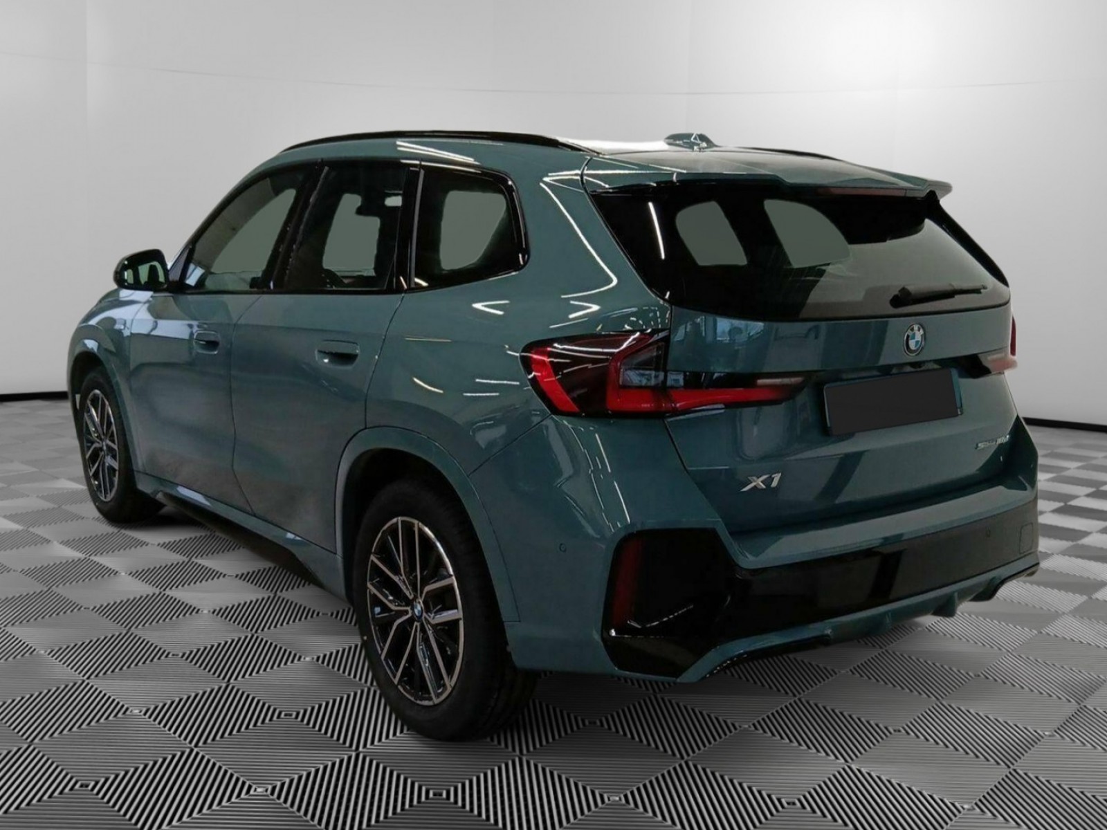 BMW - X1 U11 - #422904 - 18