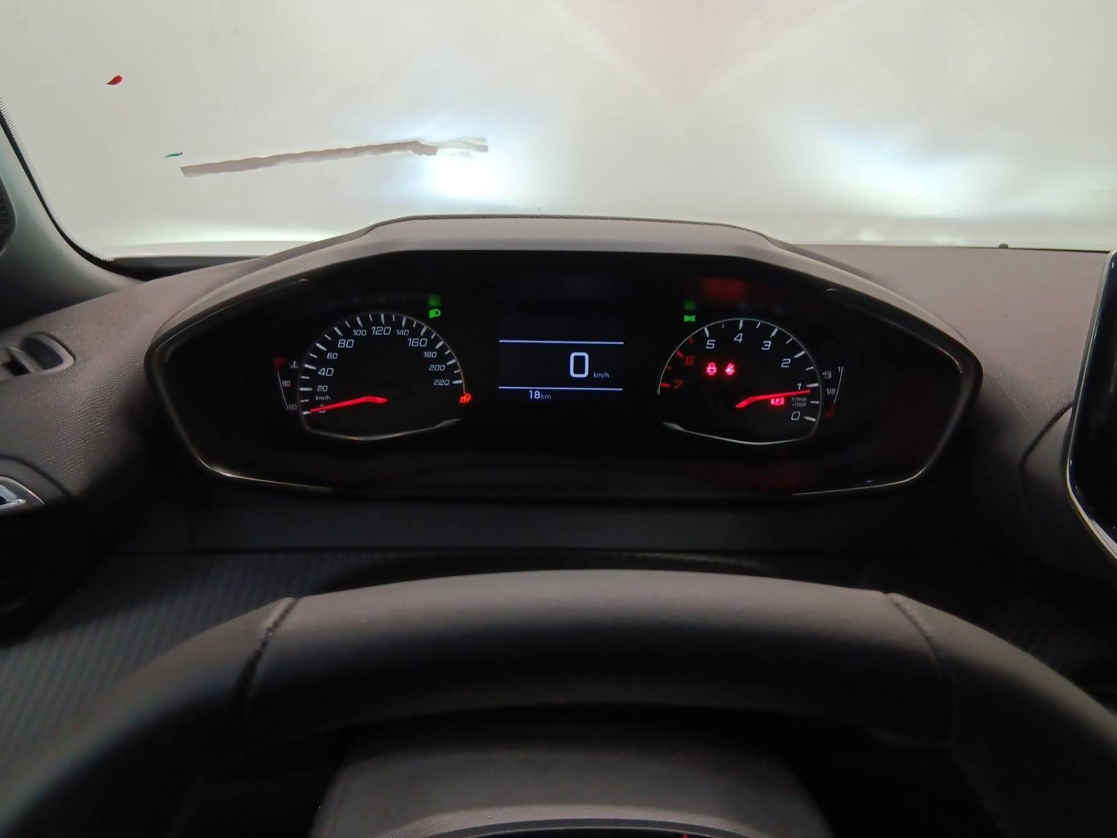 PEUGEOT - 2008 - #595908 - 4