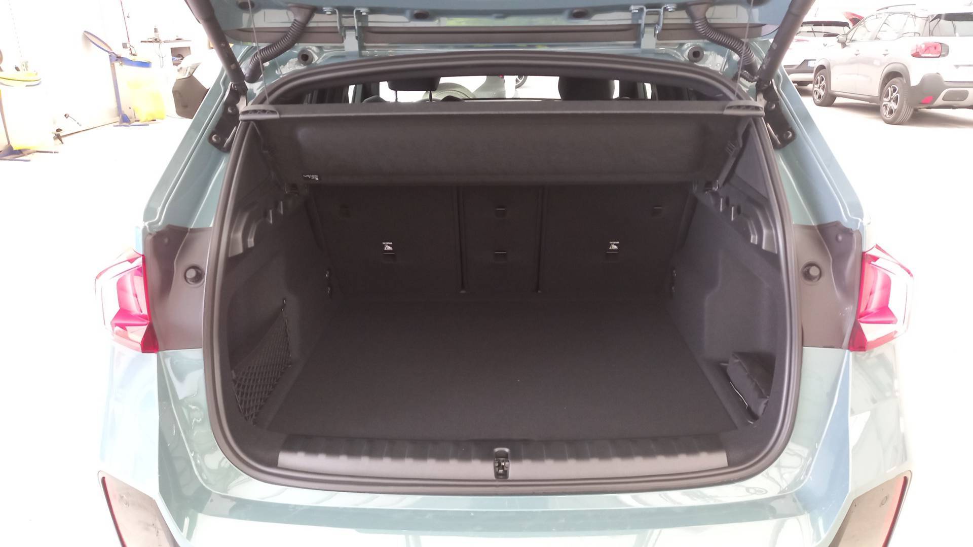 Image véhicule  BMW X1 U11 (12)