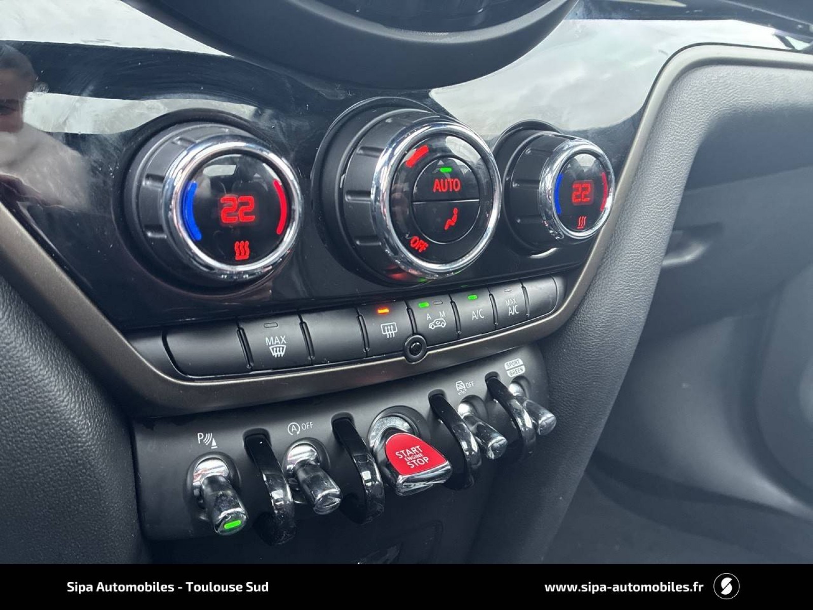 MINI - COUNTRYMAN F60 - #861205 - 24