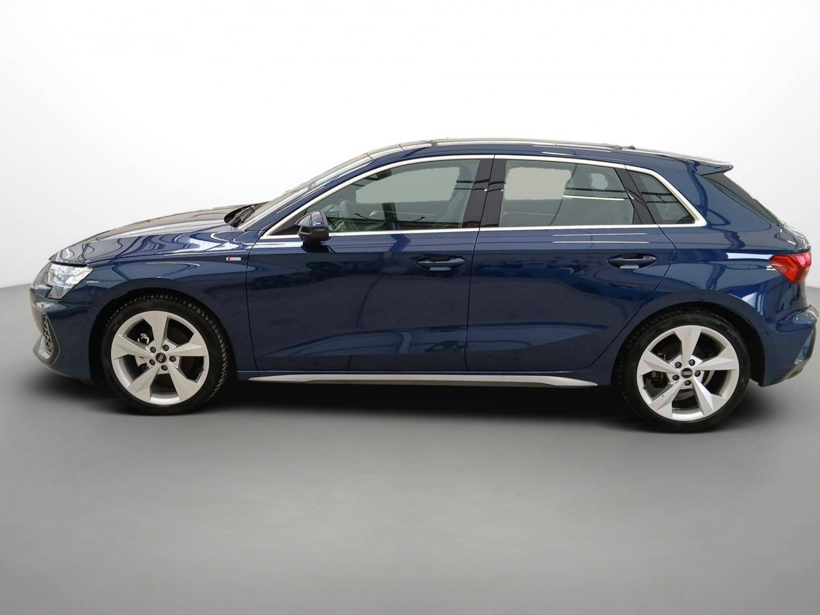 AUDI - A3 SPORTBACK - #859927 - 16