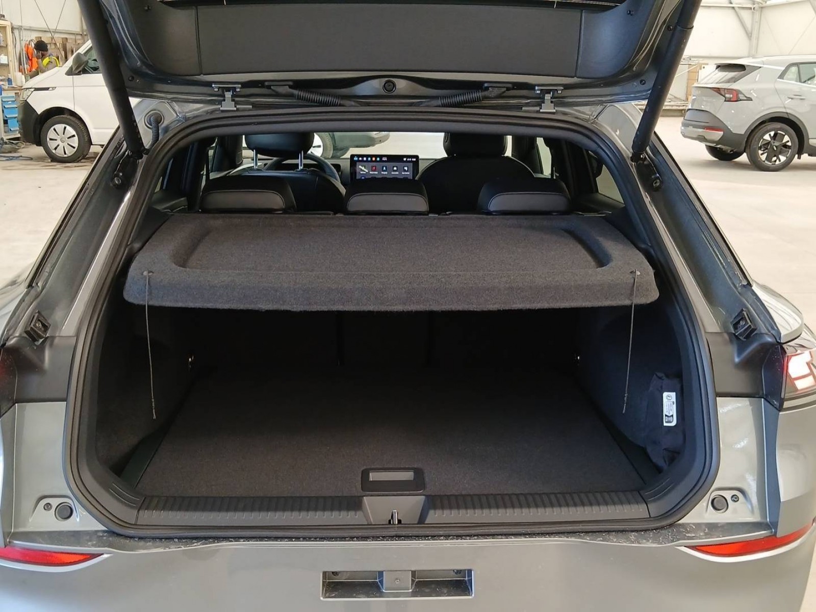 VOLKSWAGEN - T-ROC - #866429 - 12