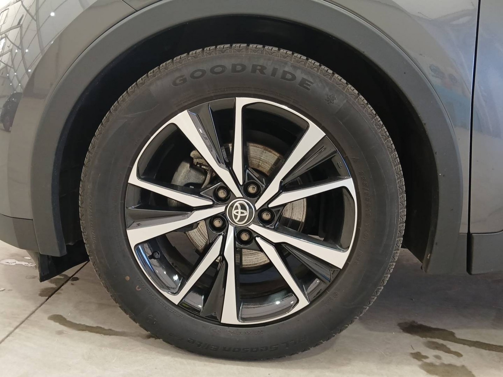 TOYOTA - C-HR - #862182 - 6