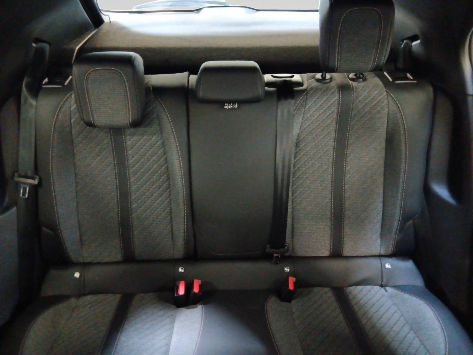 PEUGEOT - 2008 - #865488 - 8