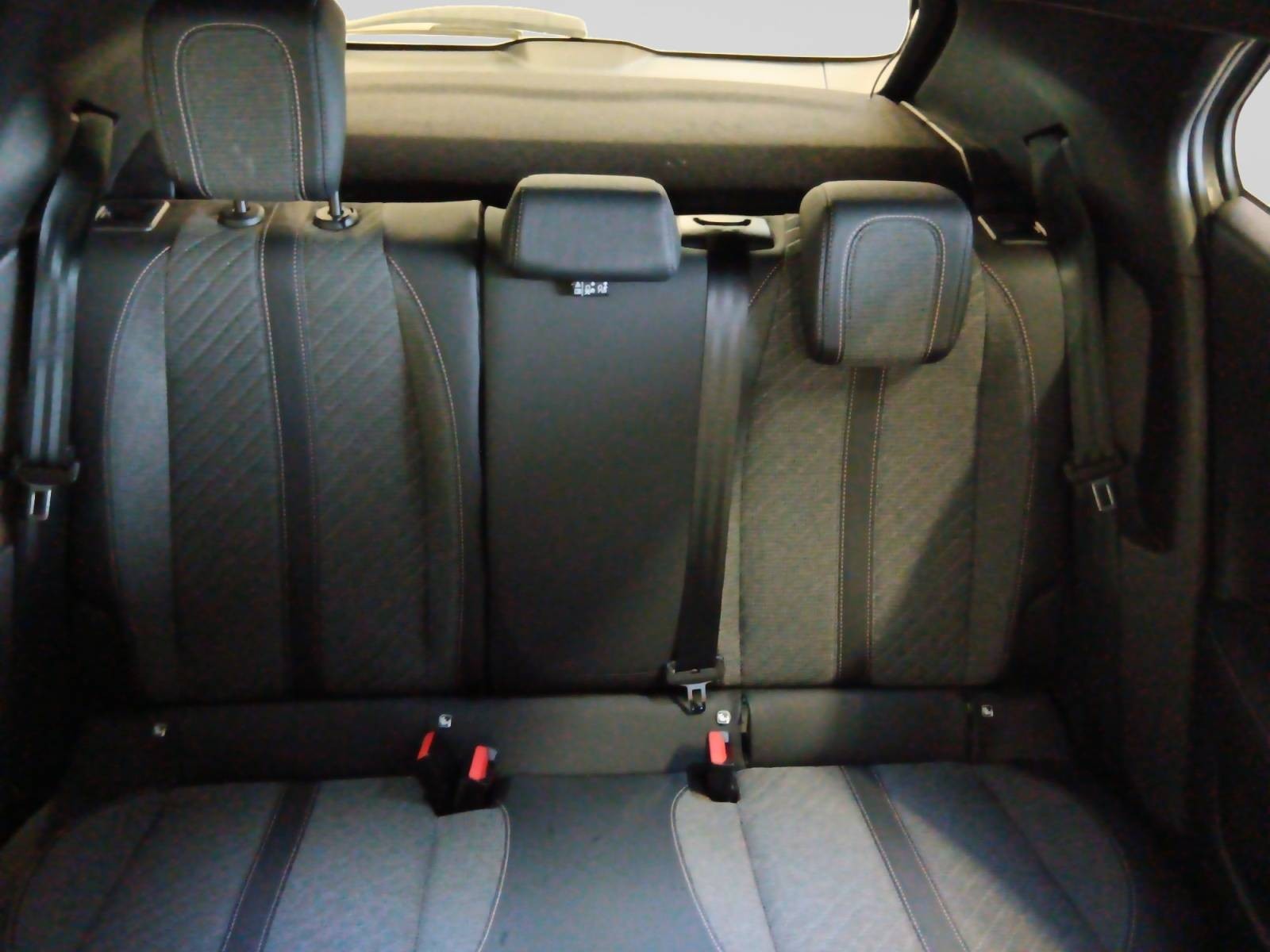 PEUGEOT - 2008 - #865487 - 8