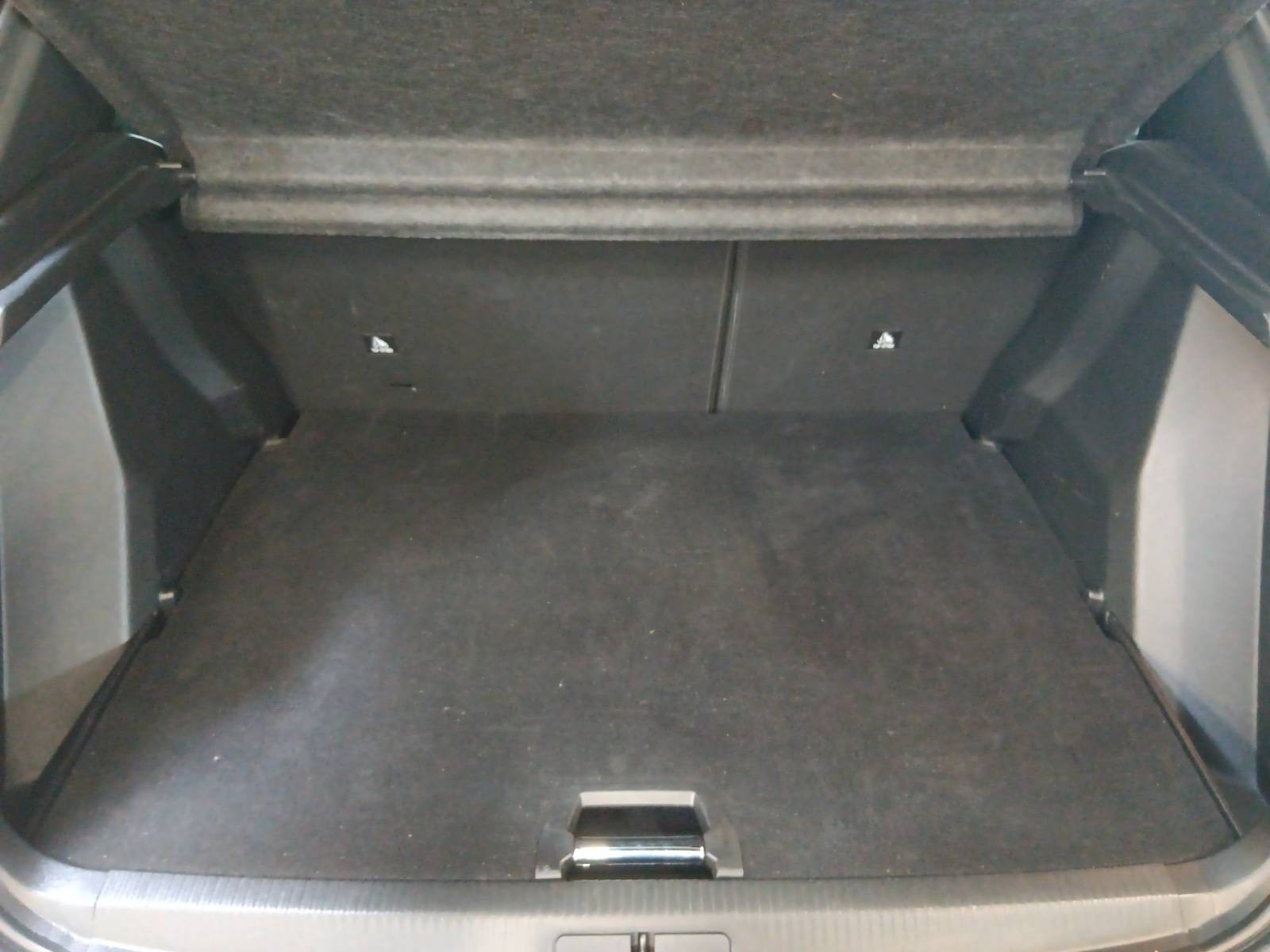 PEUGEOT - 2008 - #865460 - 12