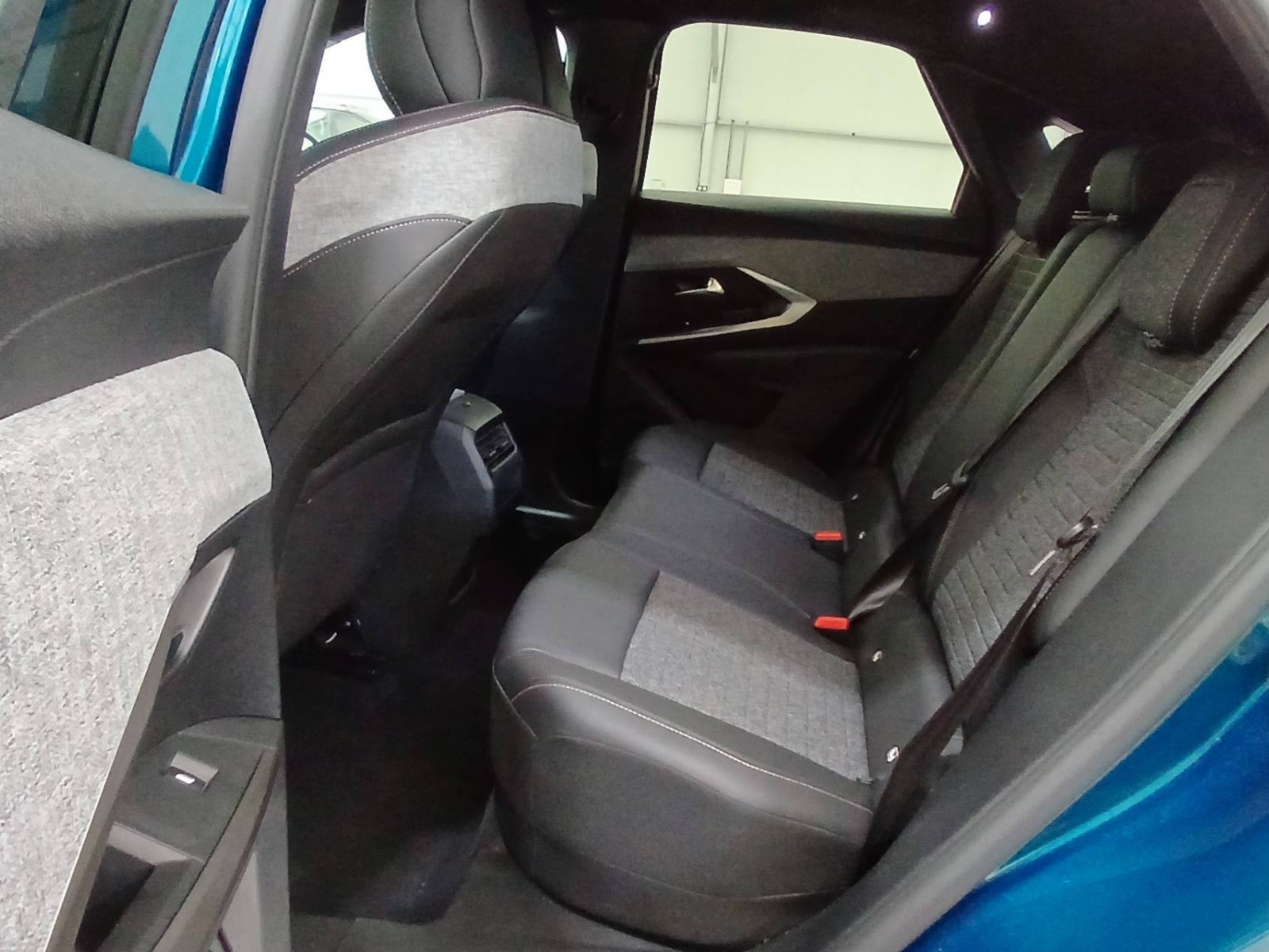 PEUGEOT - 3008 - #867298 - 8