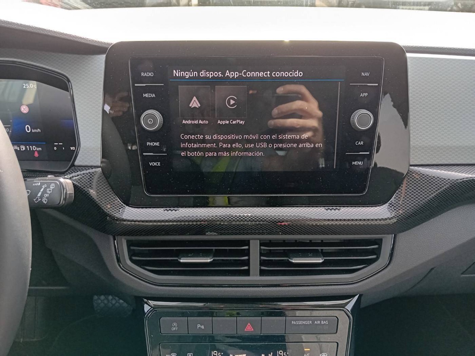 VOLKSWAGEN - T-CROSS - #871365 - 10