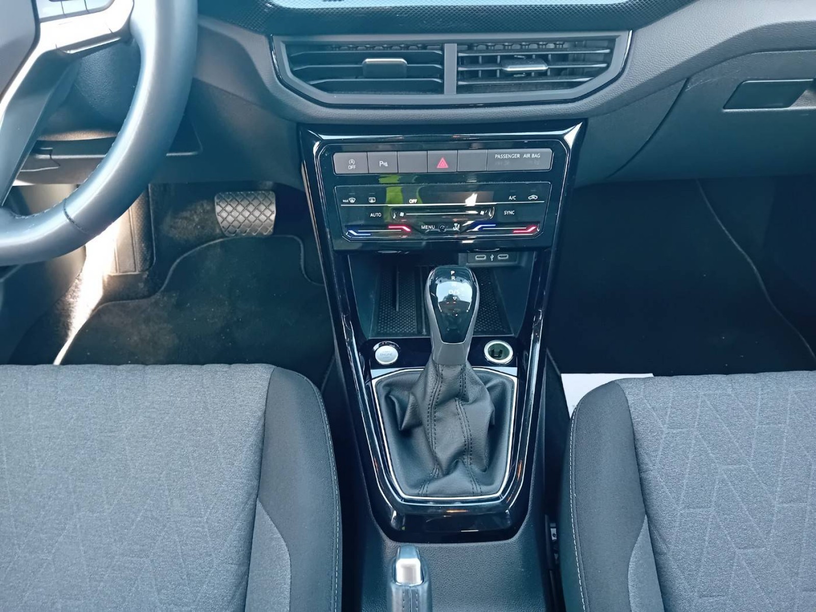 VOLKSWAGEN - T-CROSS - #871388 - 12