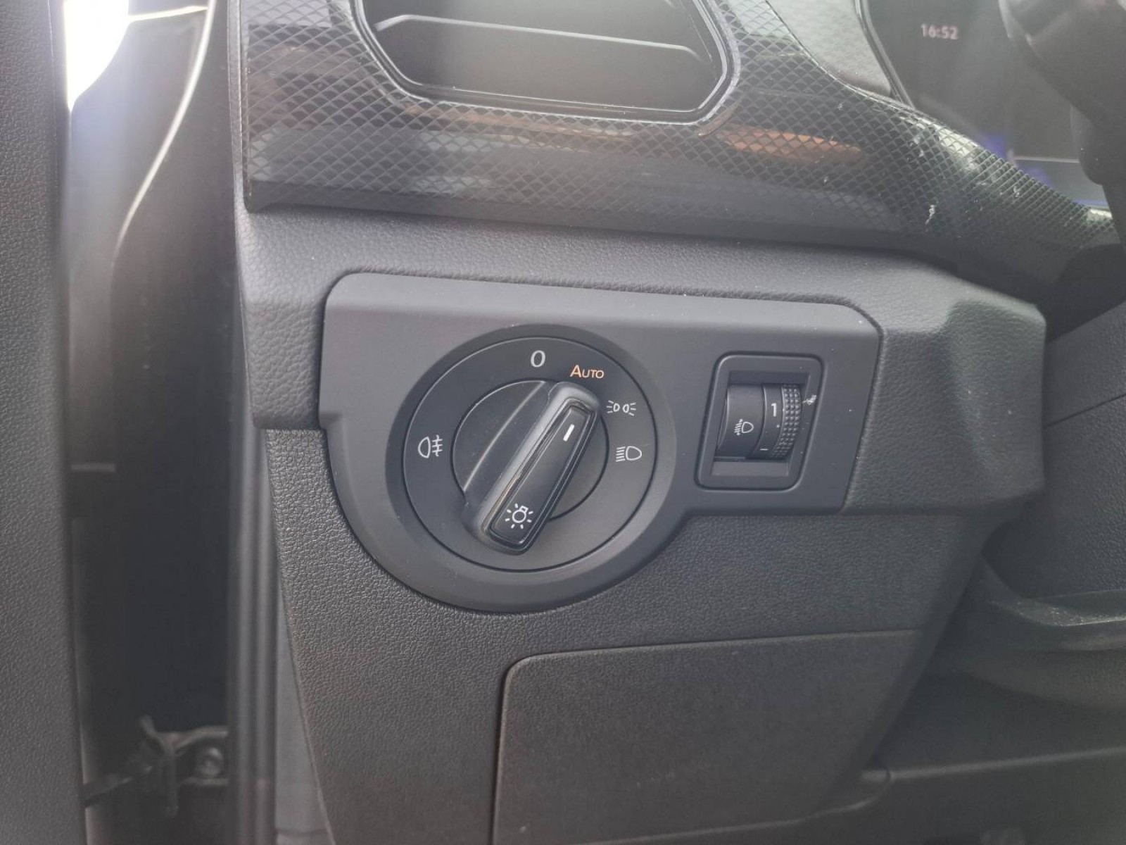 VOLKSWAGEN - T-CROSS - #871389 - 8