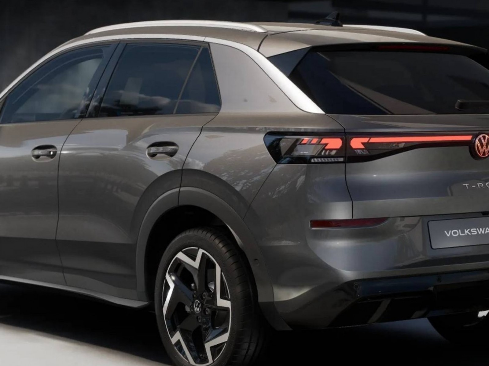 VOLKSWAGEN - T-ROC - #849366 - 15