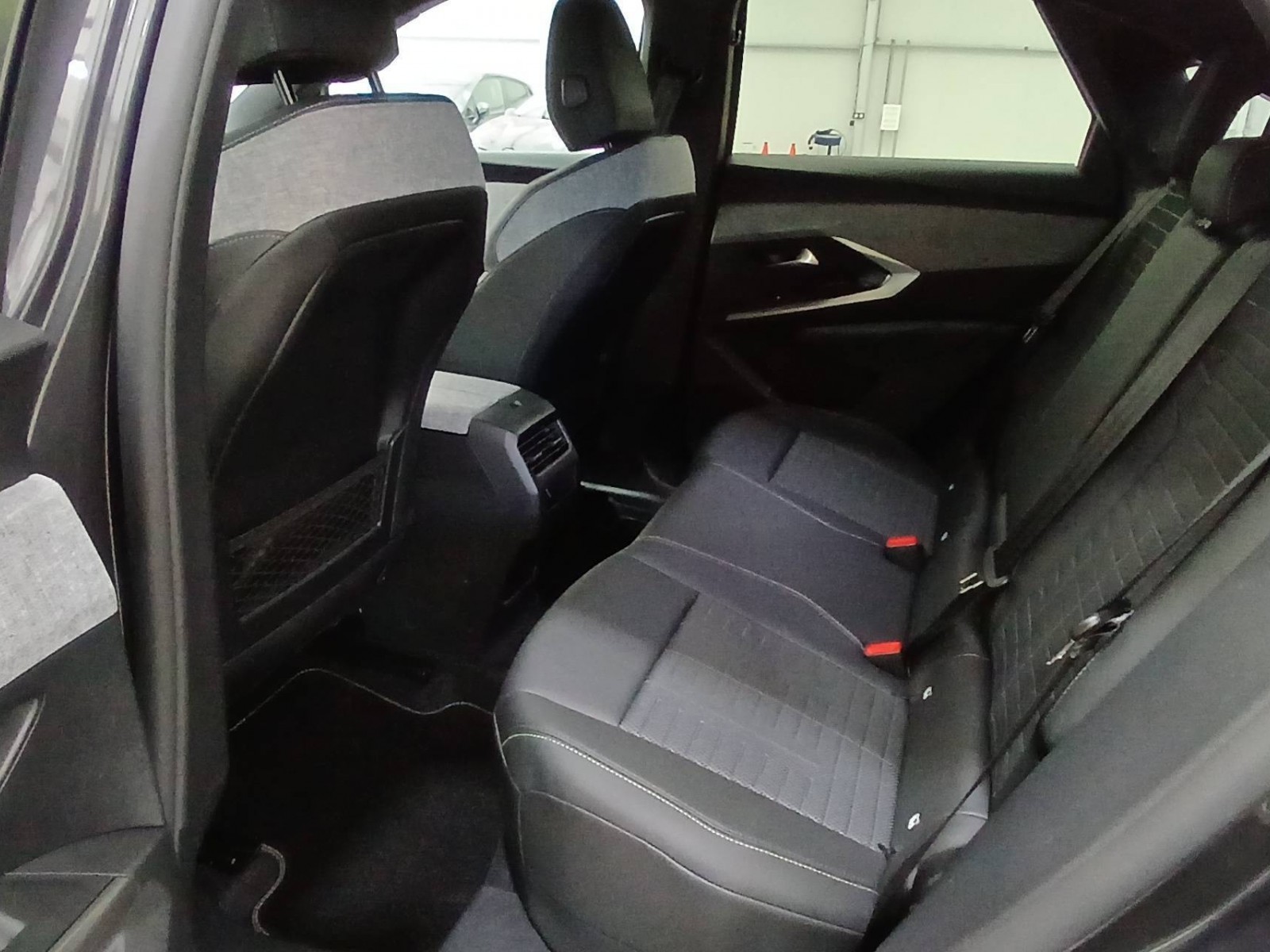 PEUGEOT - 3008 - #849939 - 8