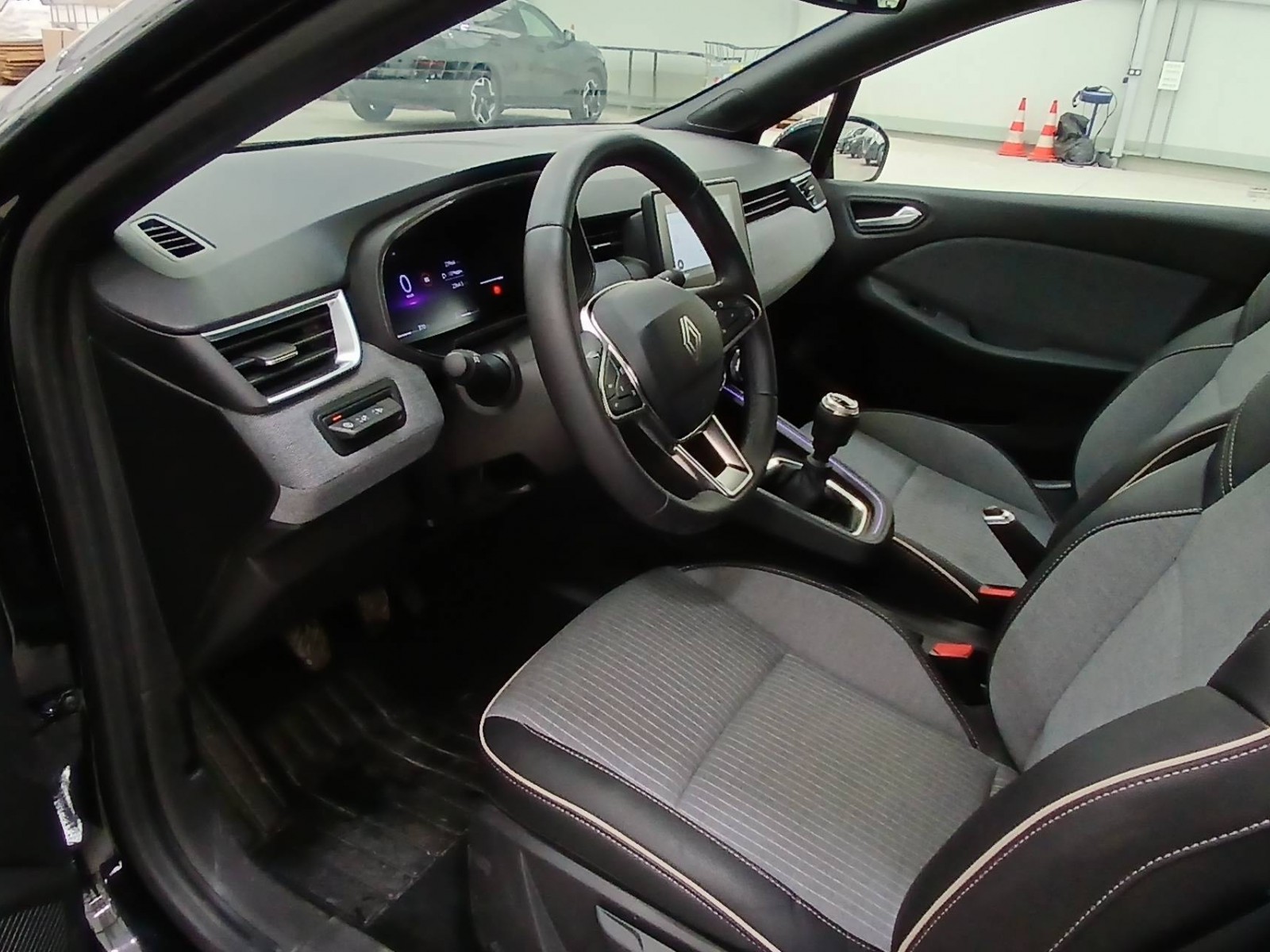 RENAULT - CLIO V - #867384 - 7