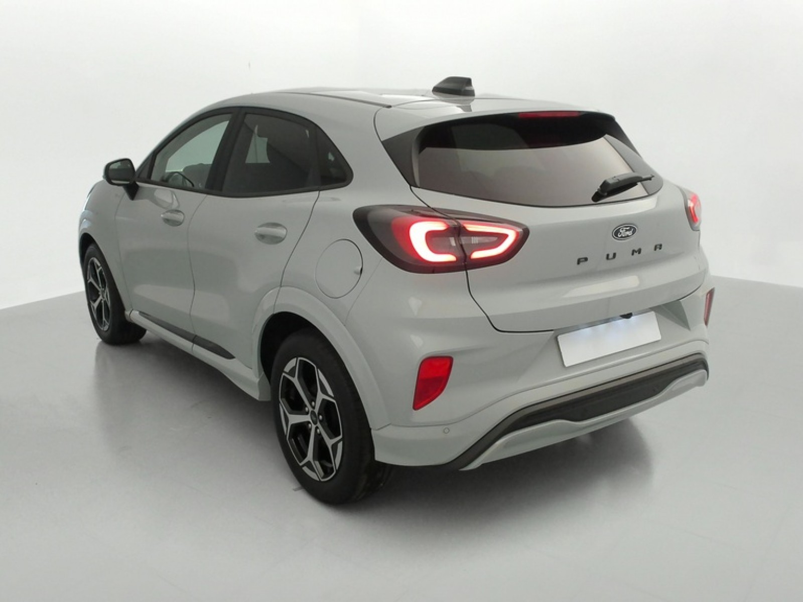 FORD - PUMA - #866716 - 9