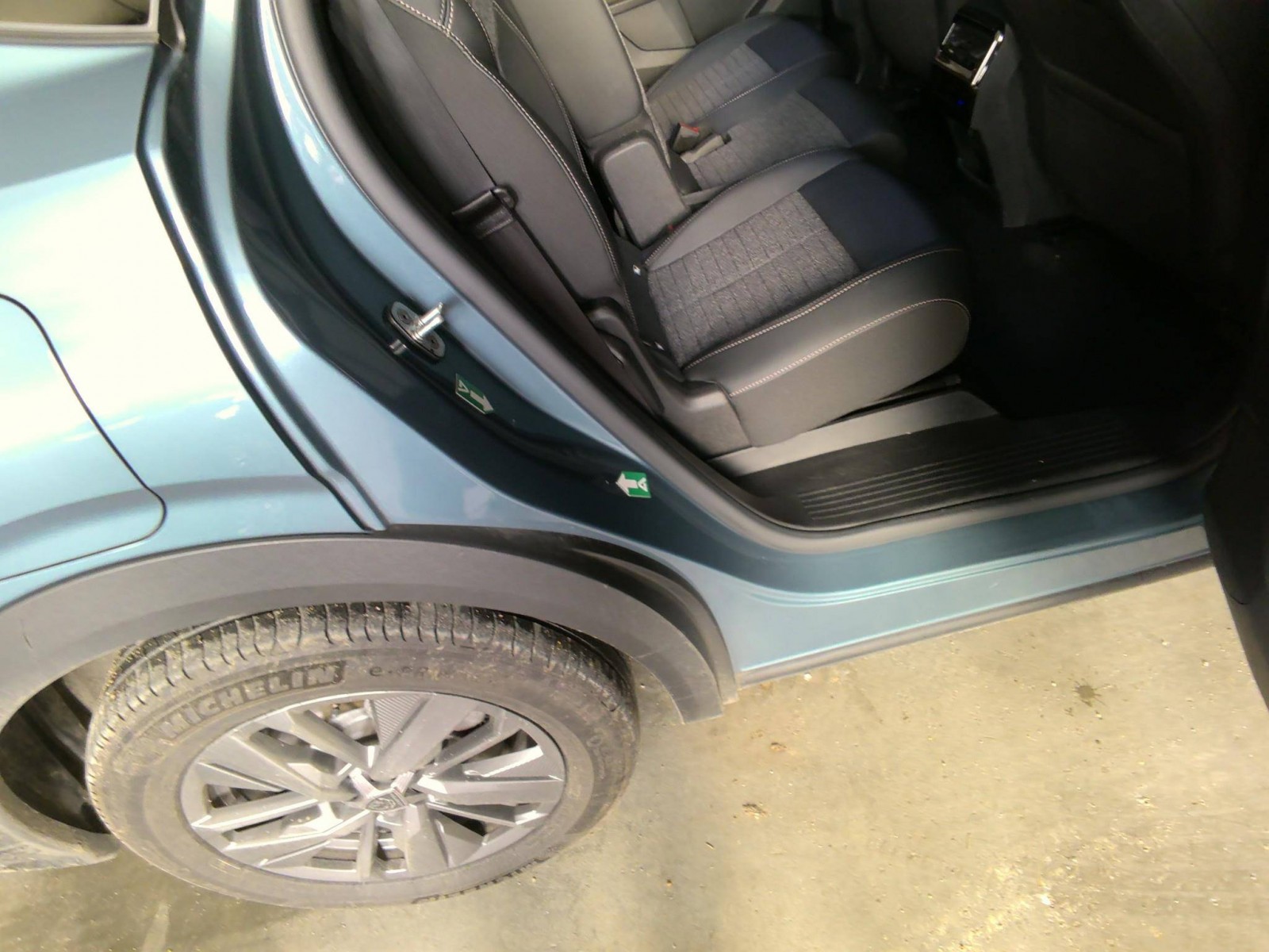 PEUGEOT - 5008 - #871269 - 9